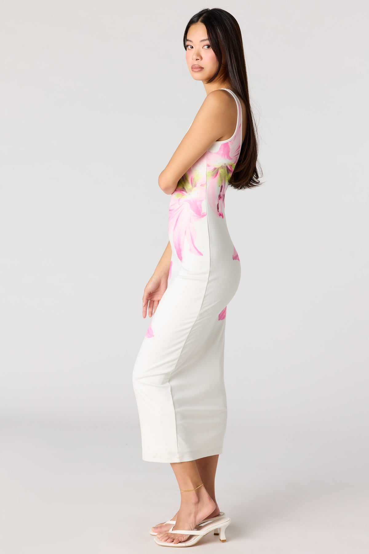 Ribbed Scoop Neck Bodycon Midi Dress – Urban Planet