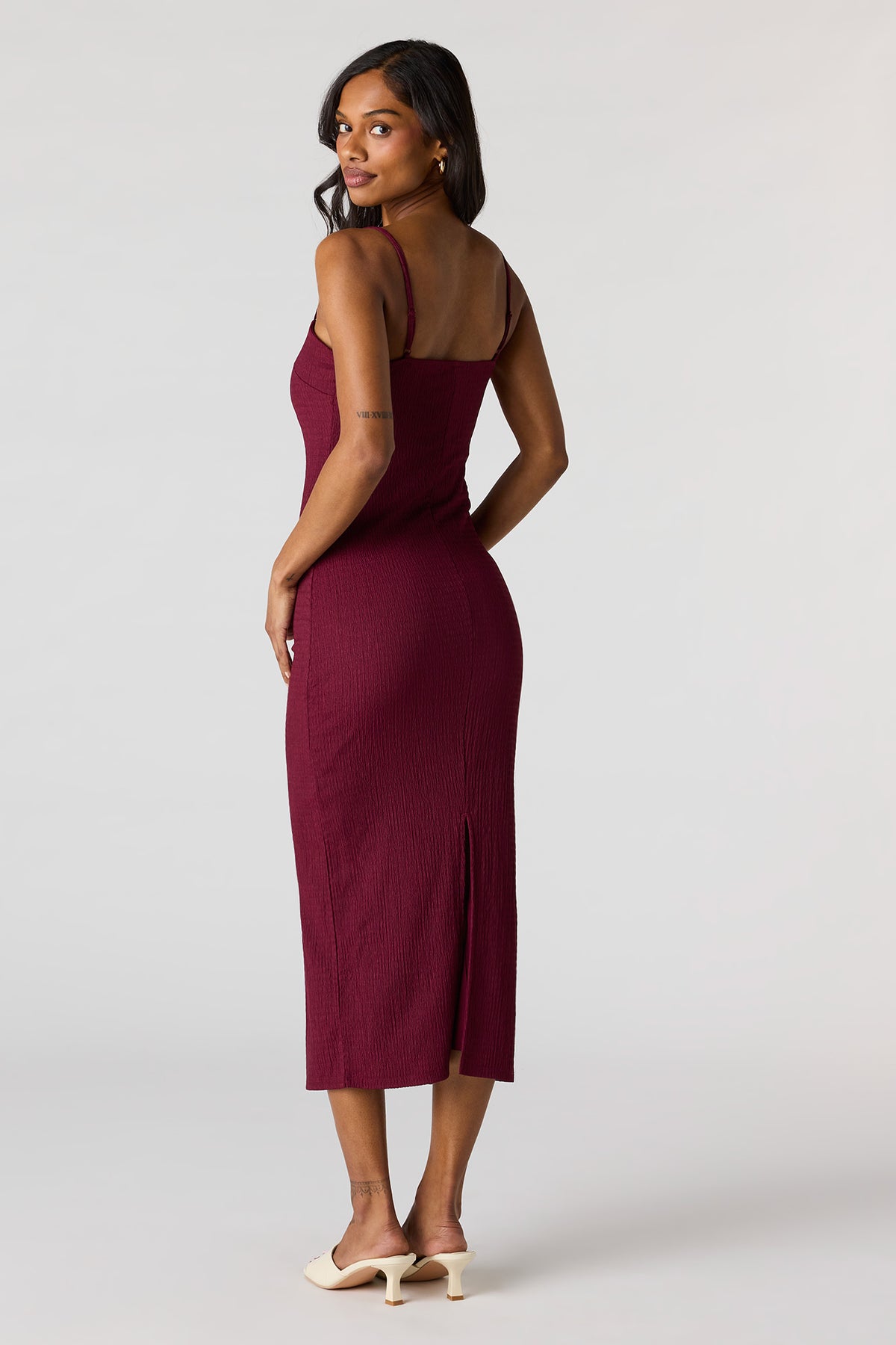Alt View 3. Braless Textured Midi Dress - Burgundy