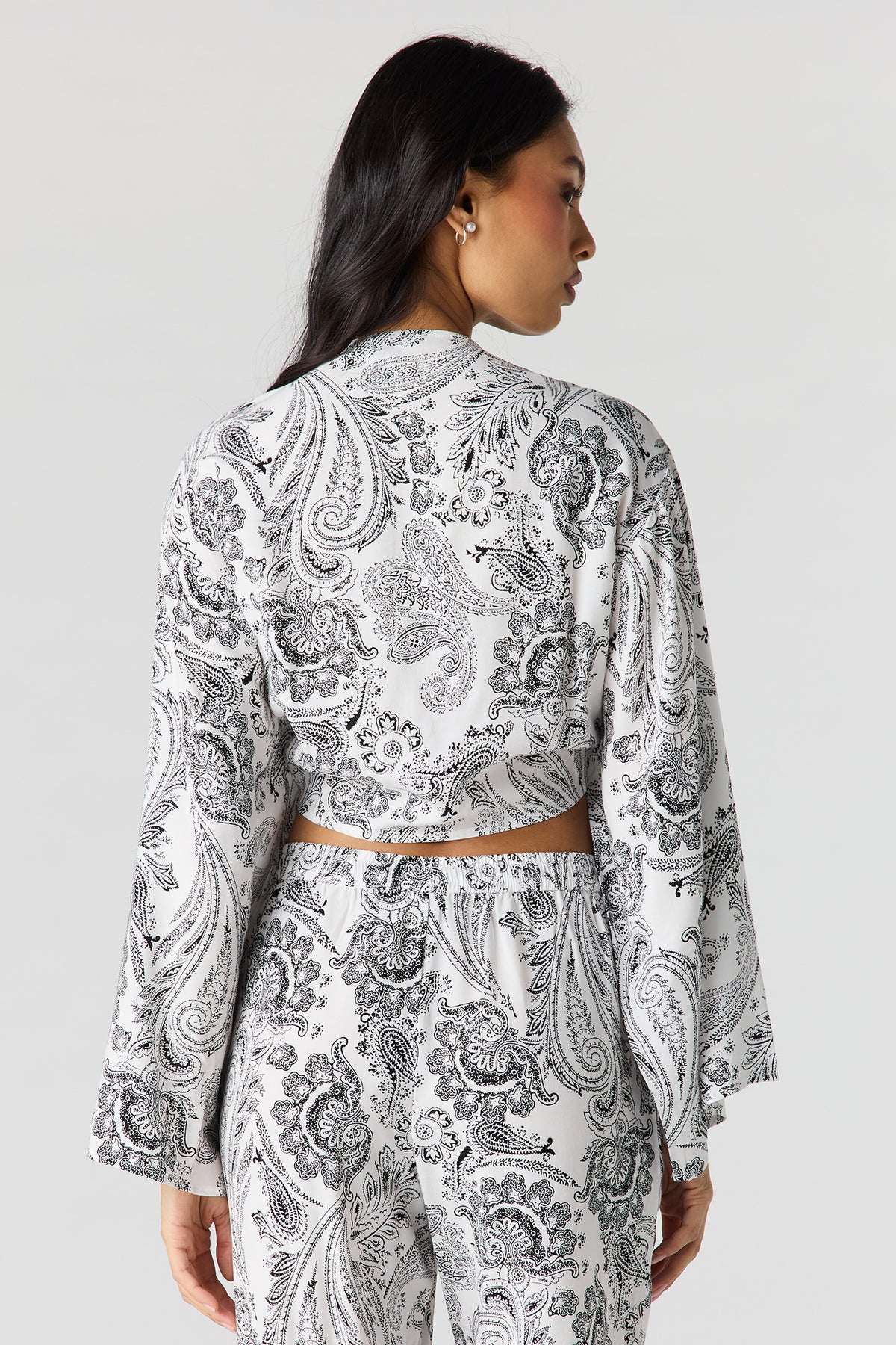 Alt View 2. Flowy Tie Front Shrug - White