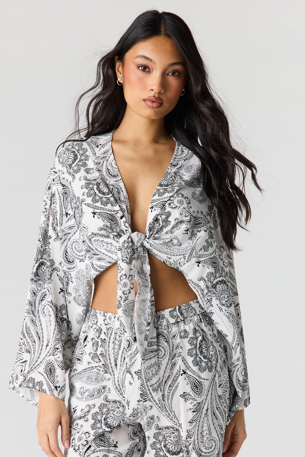 Flowy Tie Front Shrug - White