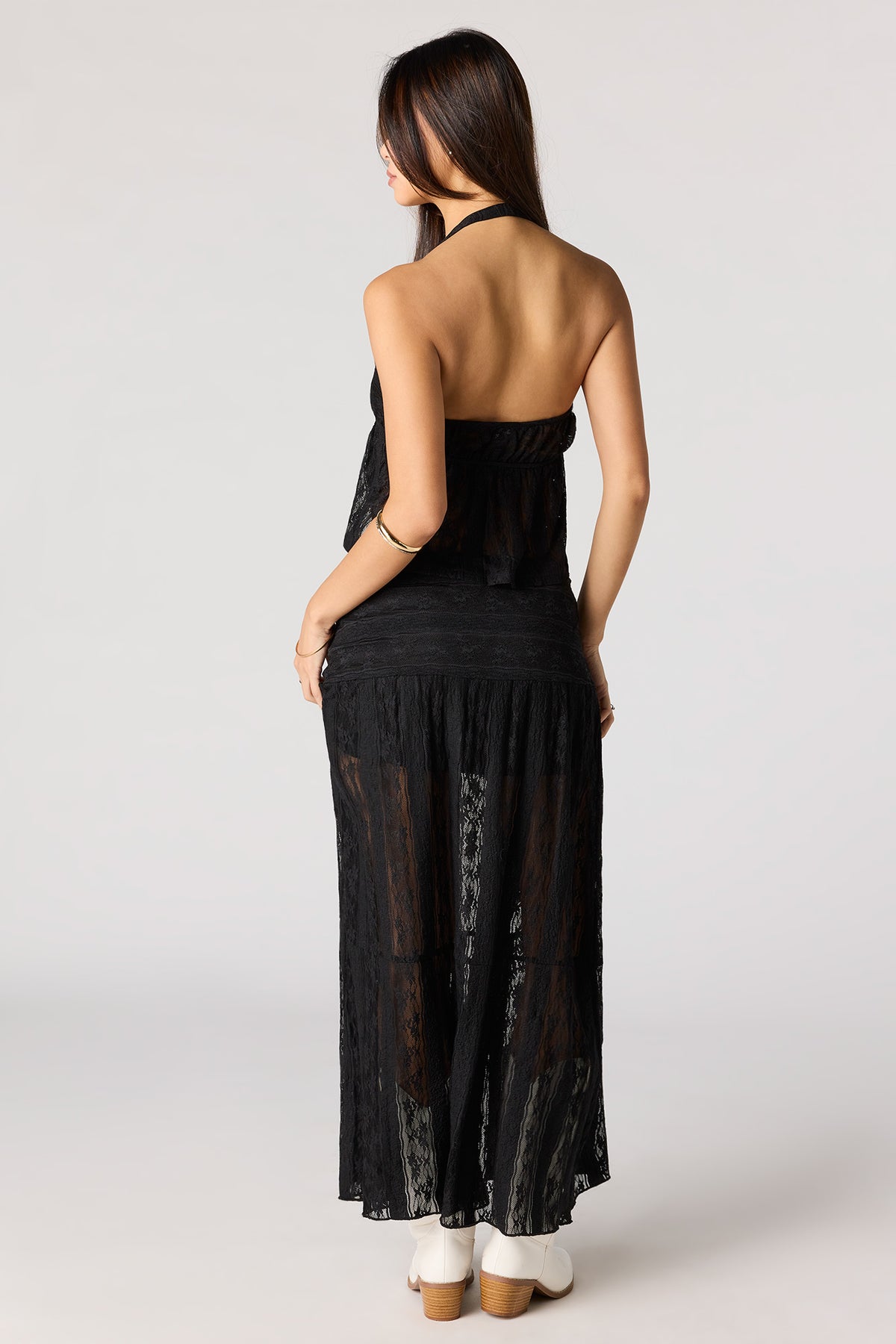 Vue alternative 3. Jupe maxi fleurie en dentelle