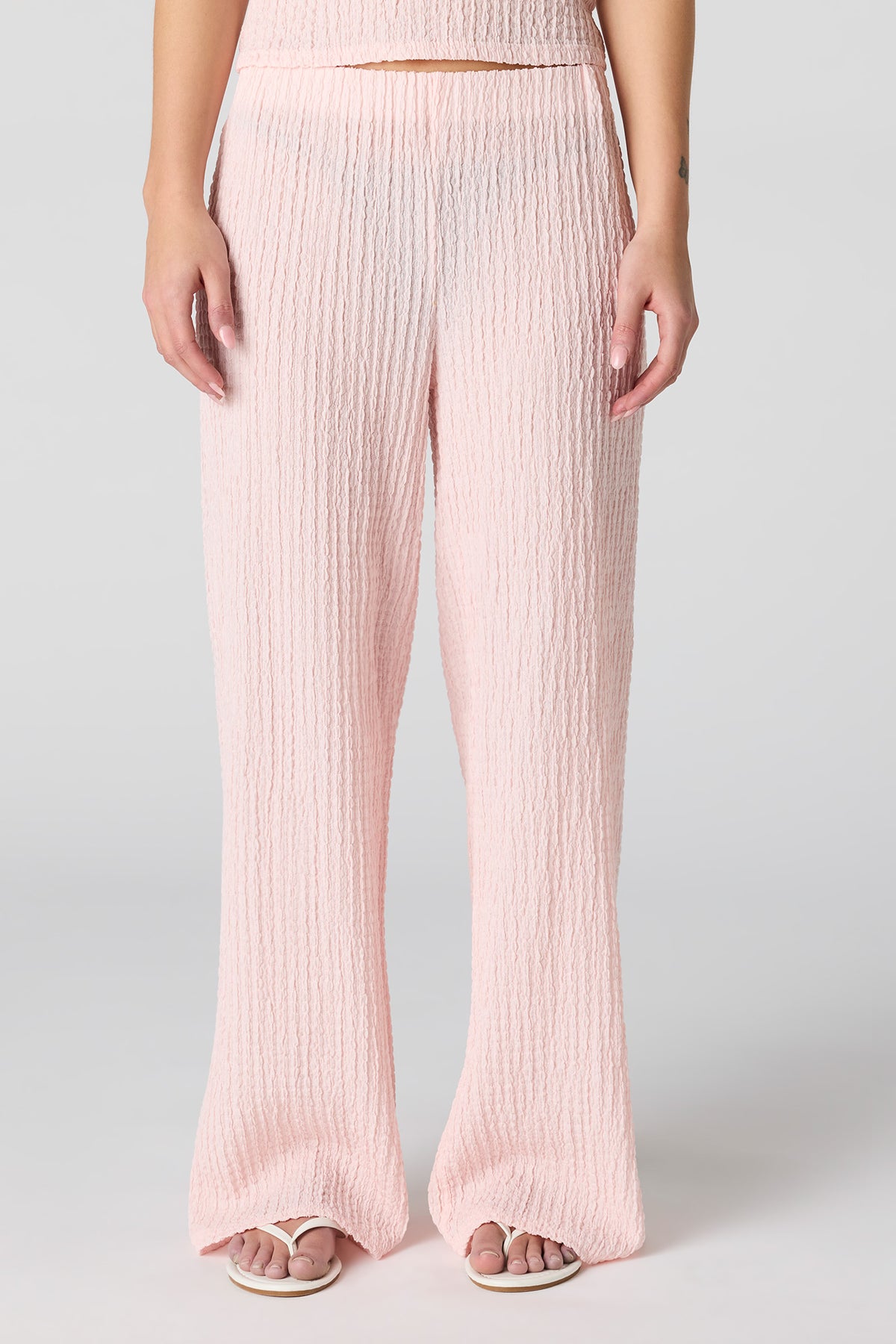 Vue alternative 8. Pantalon texturé