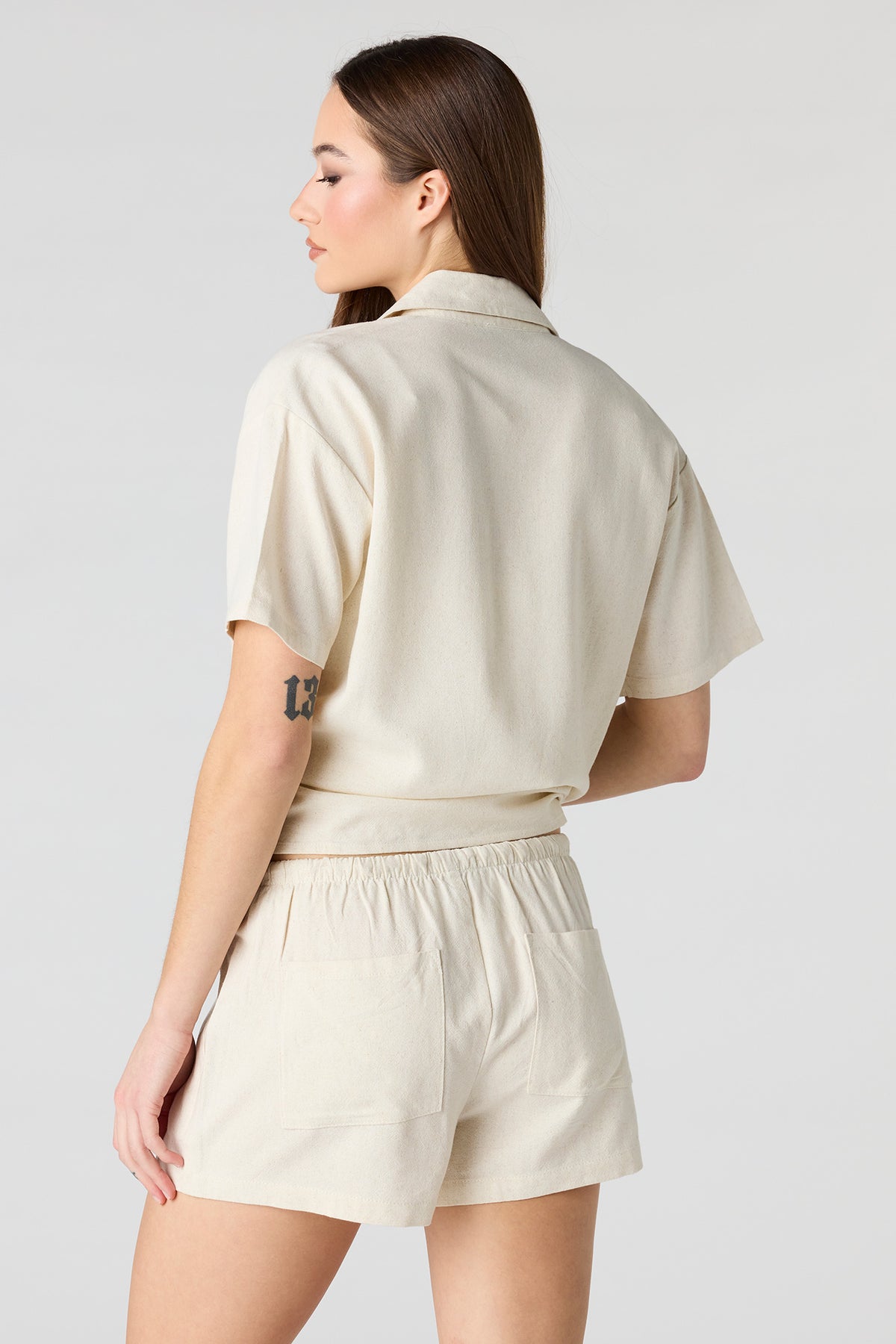 Vue alternative 9. Short en mélange de lin
