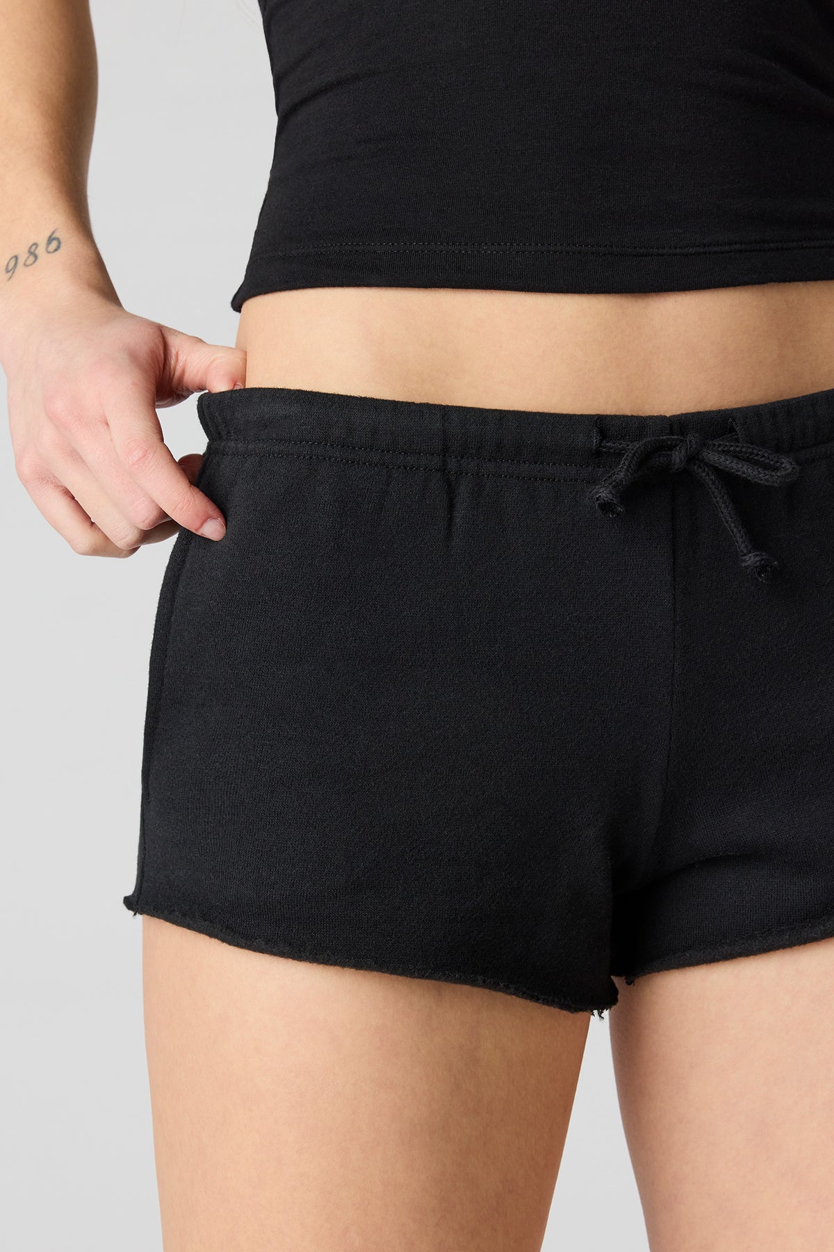 Vue alternative 4. Micro shortie en molleton ratine de luxe