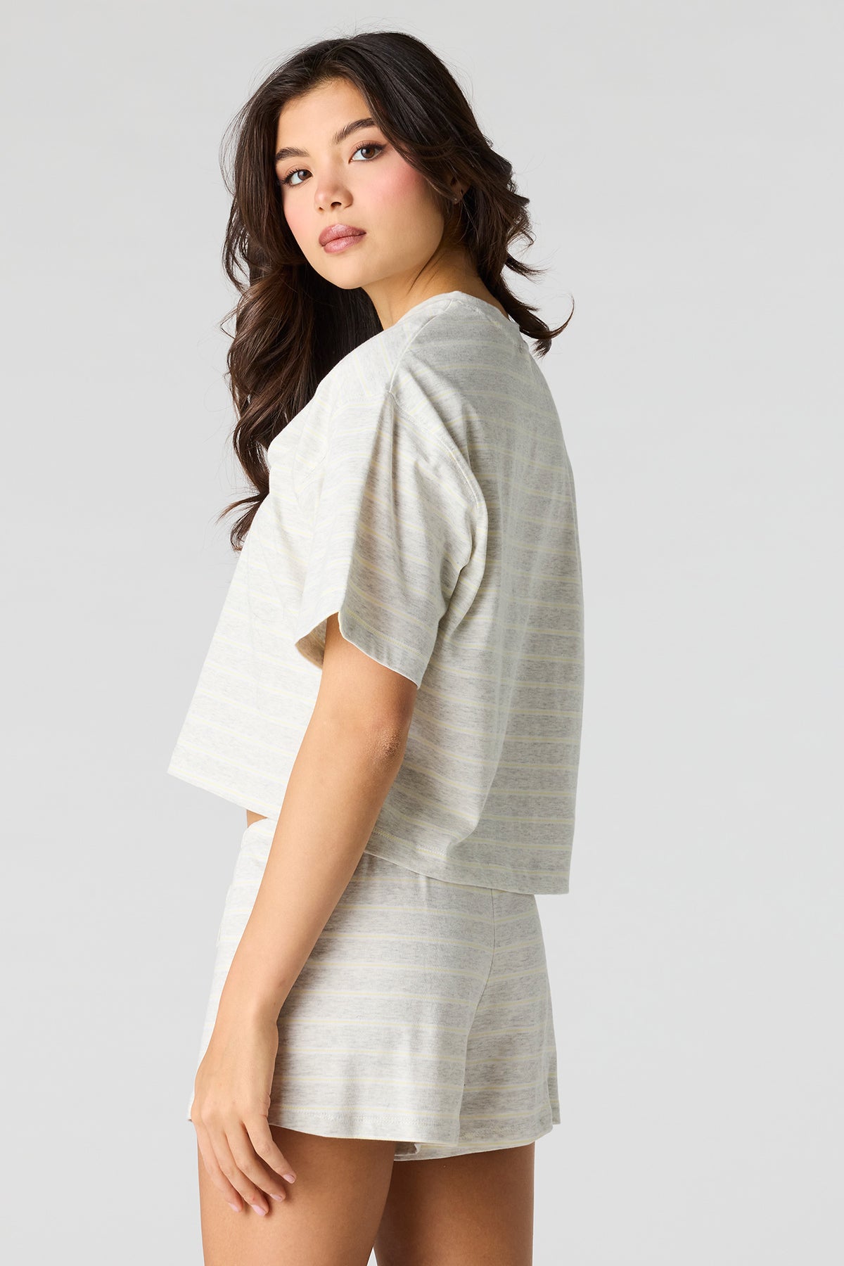 Alt View 3. Cotton Drawstring Short - Yellow