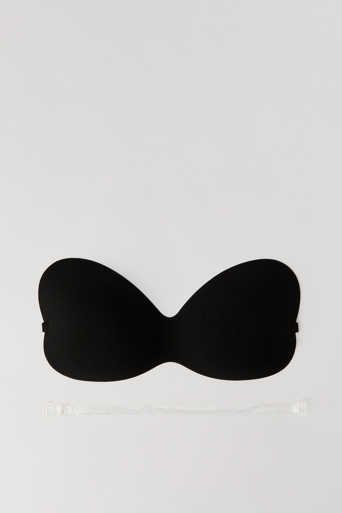 Soutien-gorge adhésif