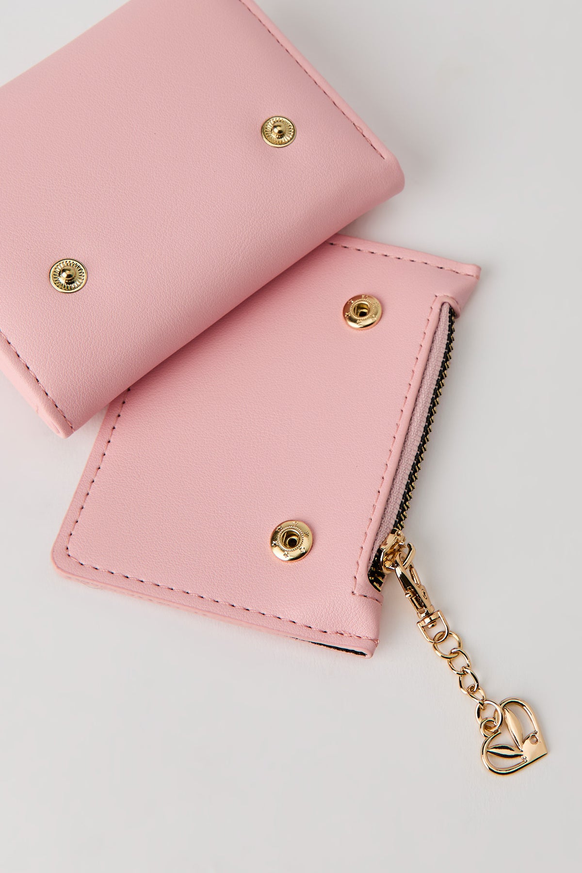Alt View 4. Playboy Wallet - Pink