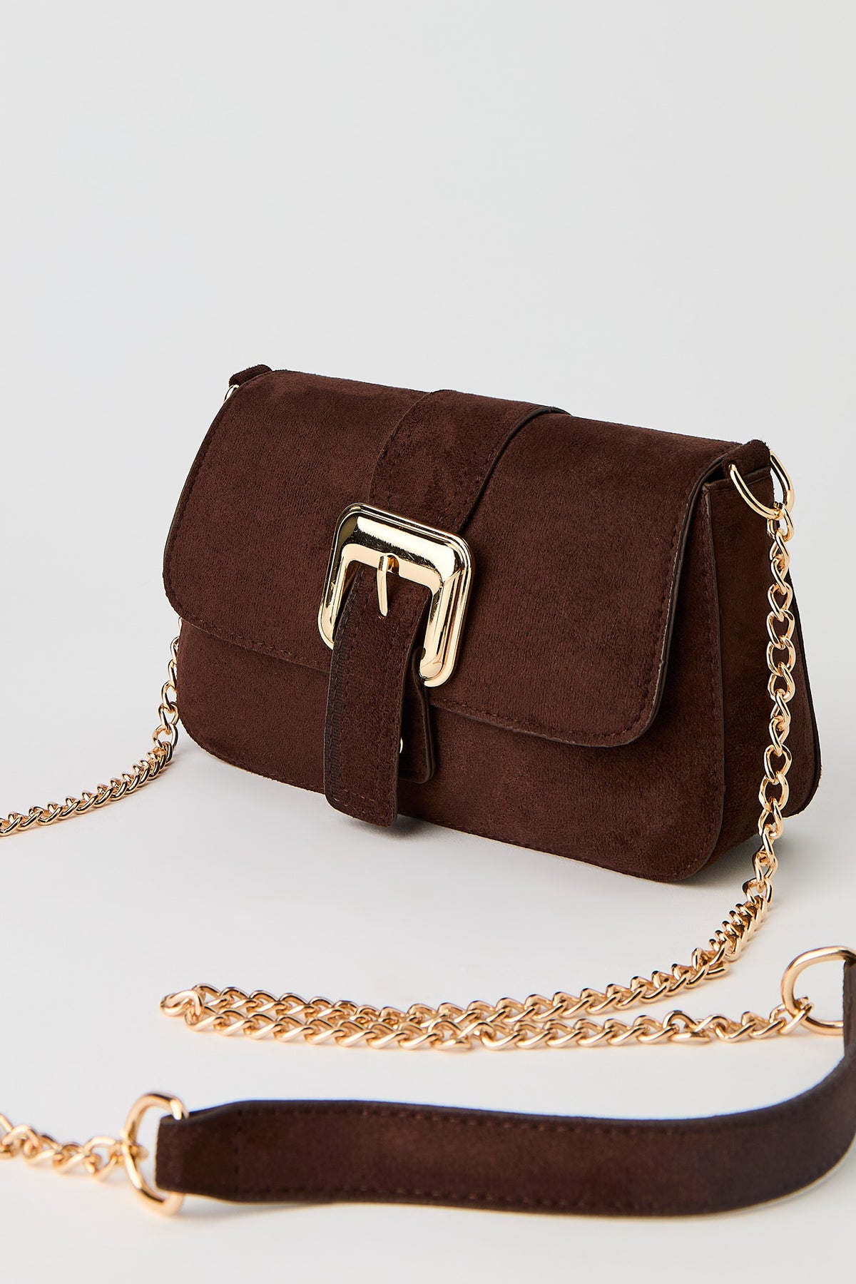 Vue alternative 2. Sac à bandoulière en chaîne en similicuir avec boucle