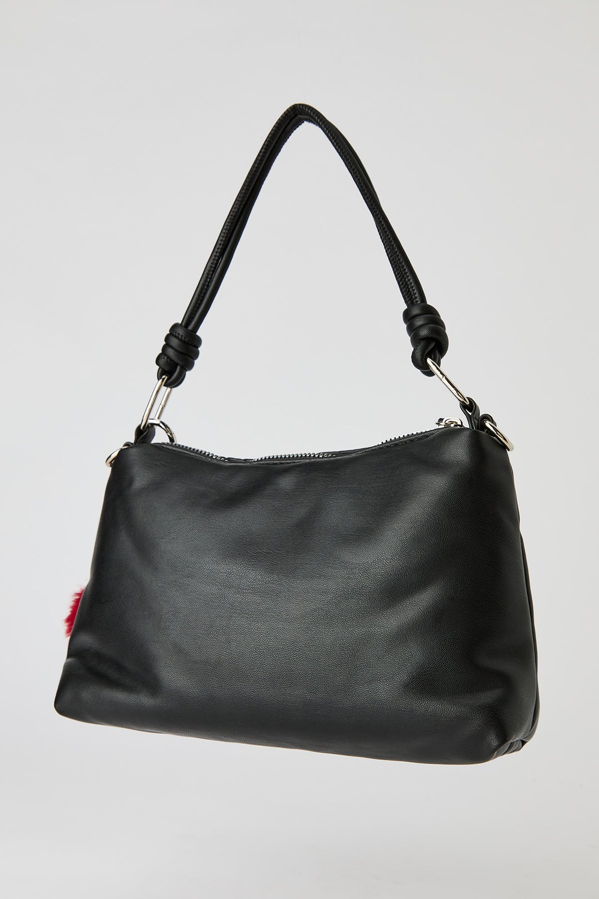 Vue alternative 3. Sac à main noué avec porte-clés