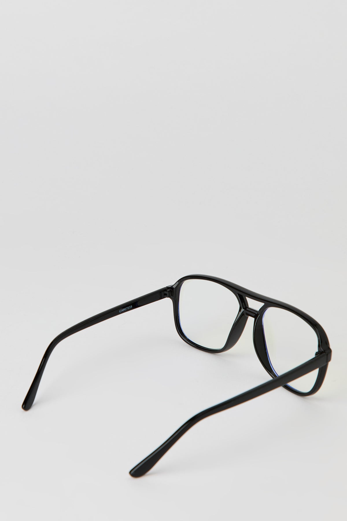 Alt View 3. Aviator Blue Light Glasses - Black