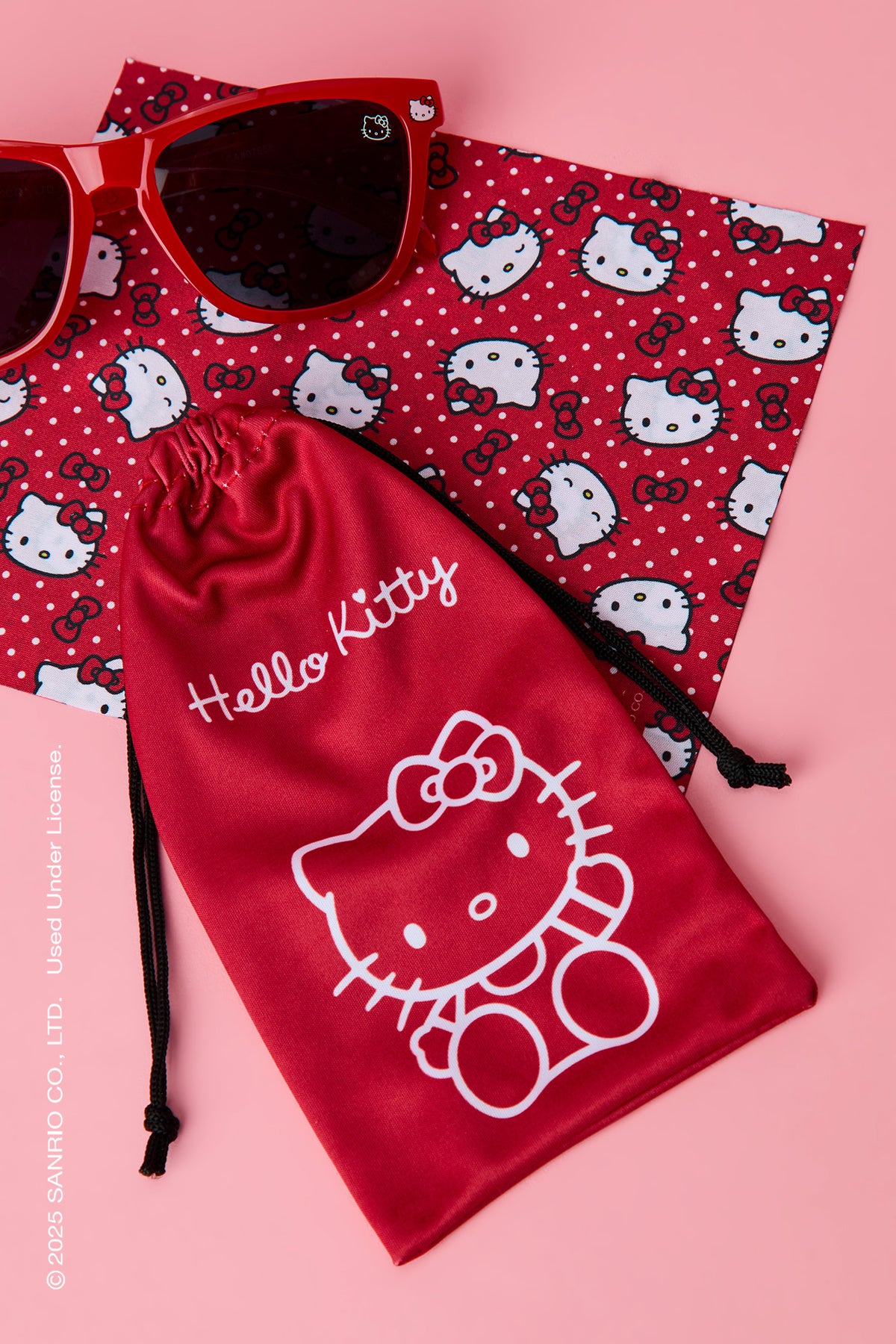 Ensemble de lunettes de soleil Hello Kitty® 