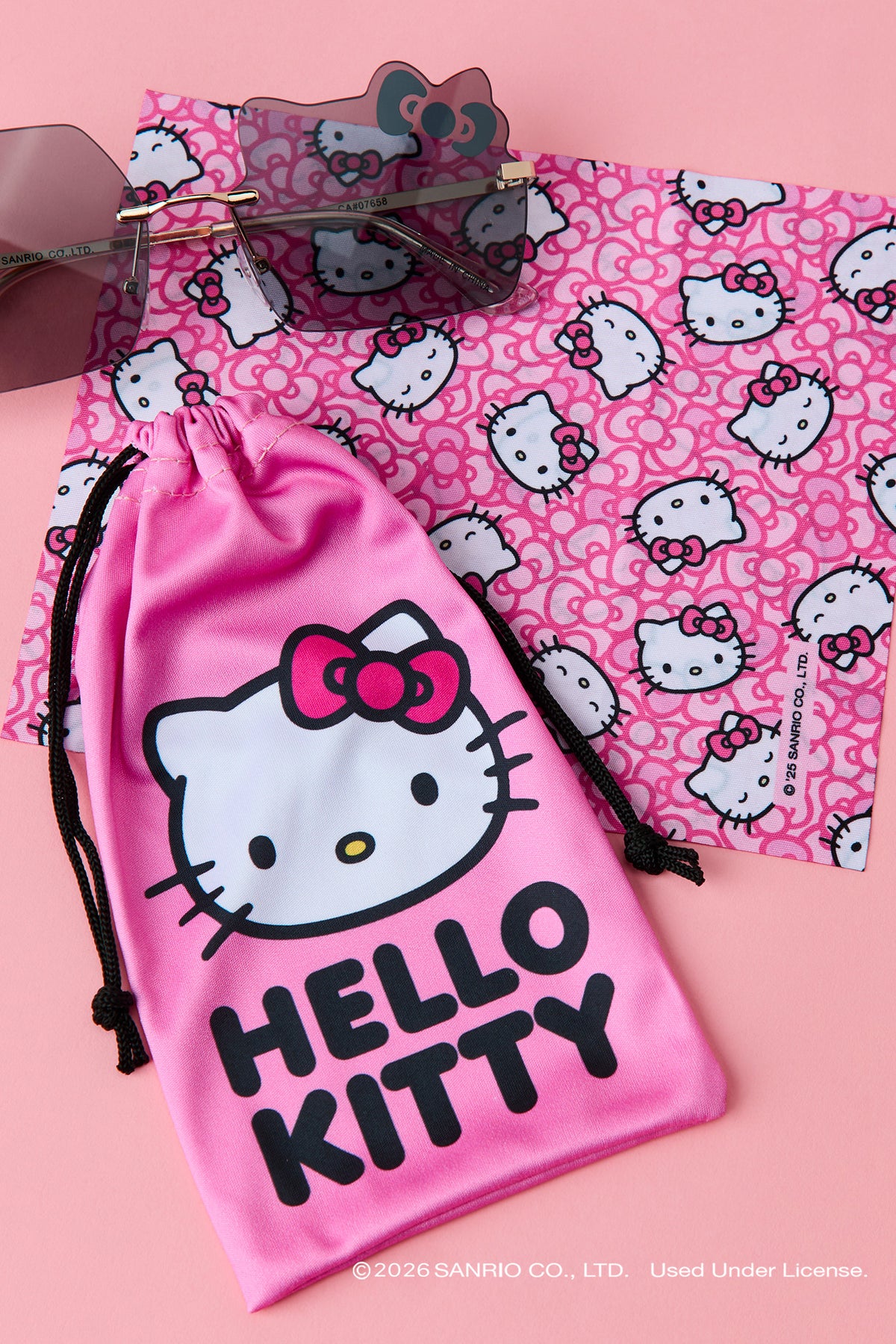Ensemble de lunettes de soleil sans monture Hello Kitty®