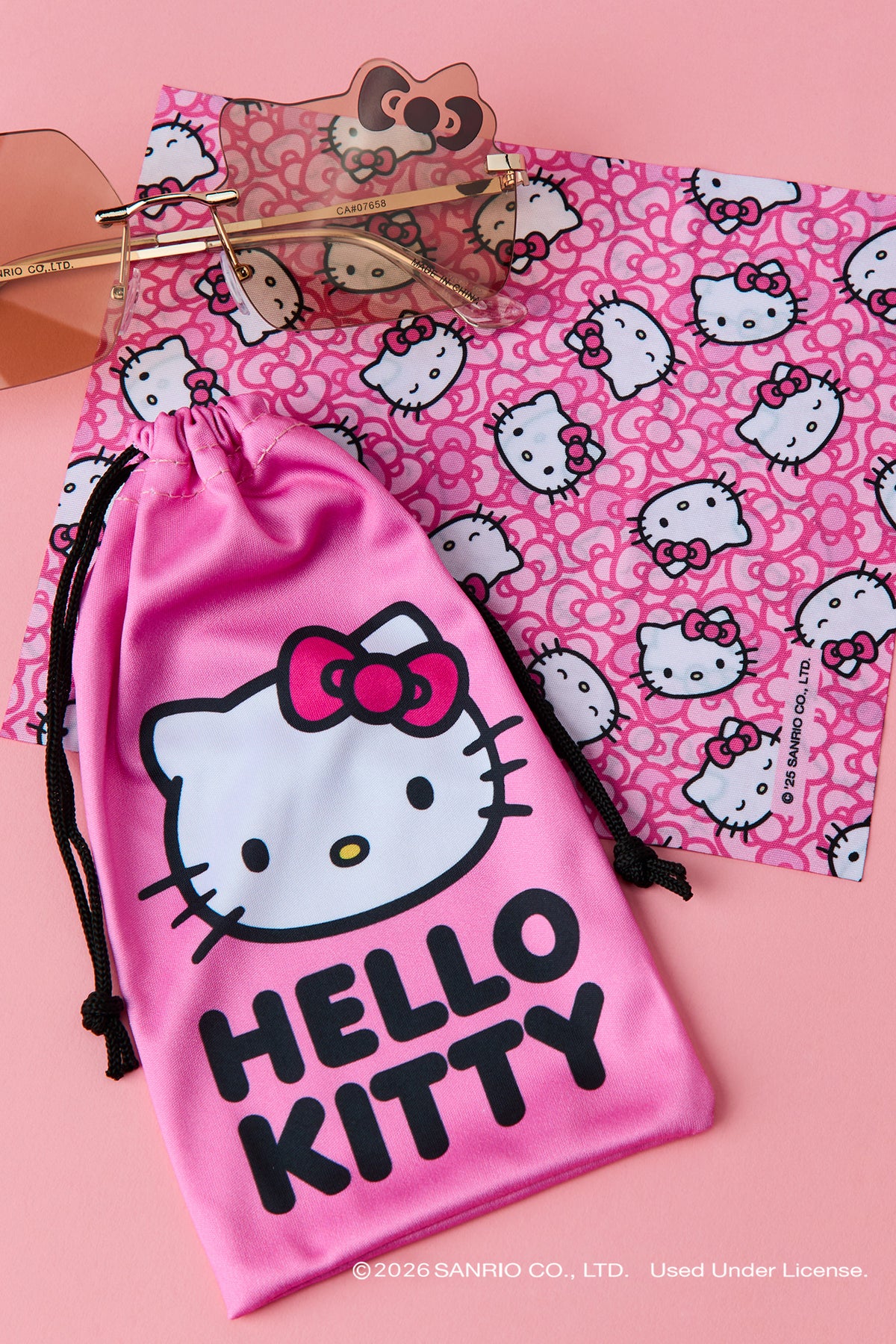 Ensemble de lunettes de soleil sans monture Hello Kitty®