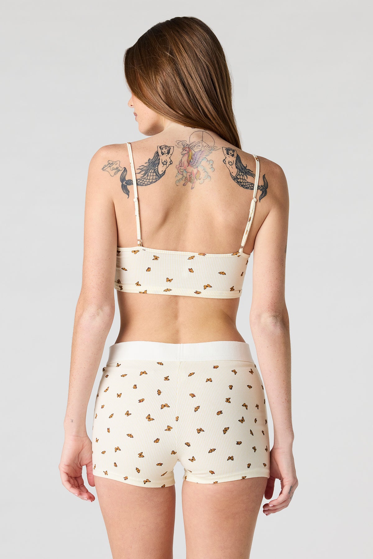 Vue alternative 2. Ensemble avec bralette imprimée et culotte garçonne