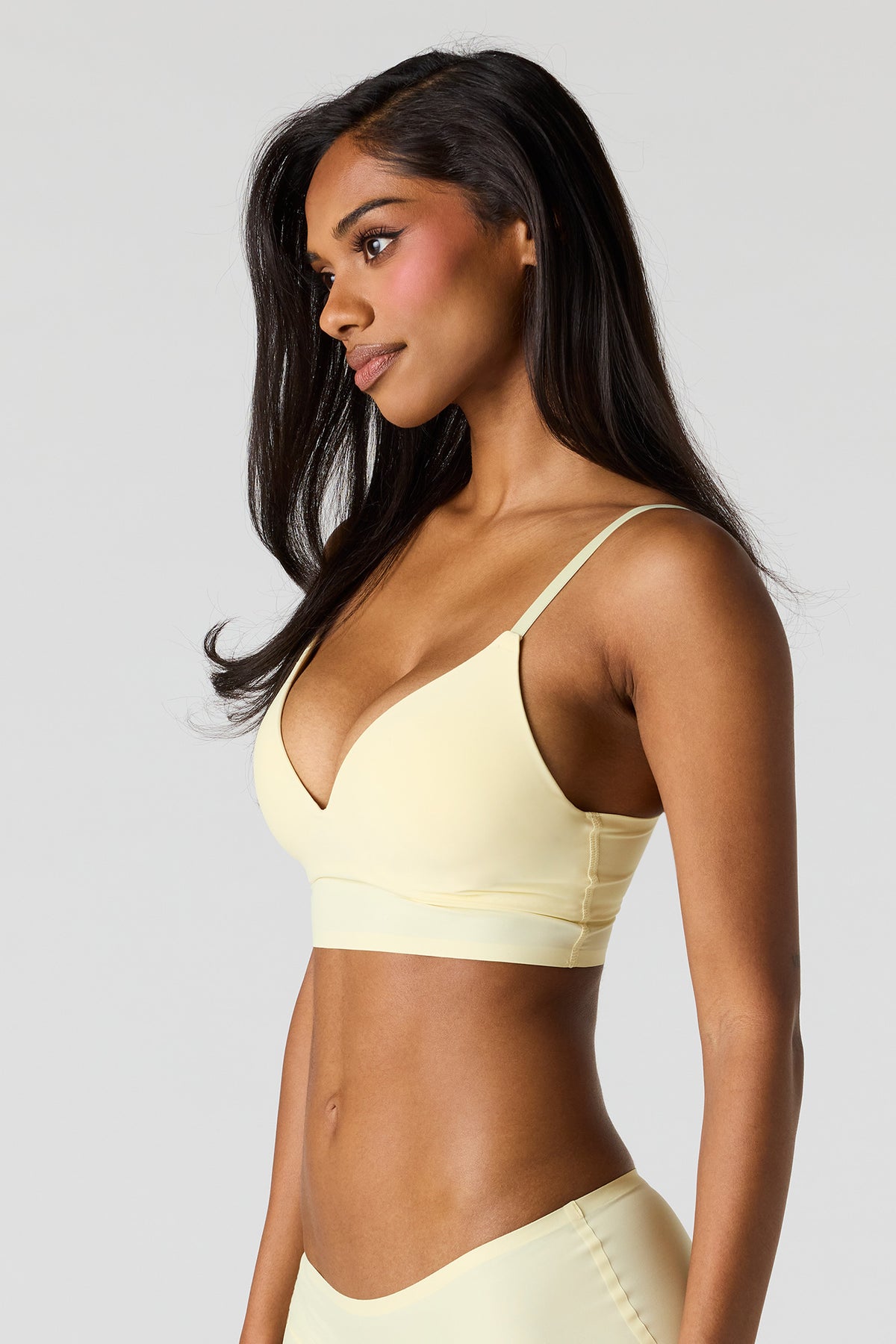 Vue alternative 2. Soutien-gorge camisole No-Show