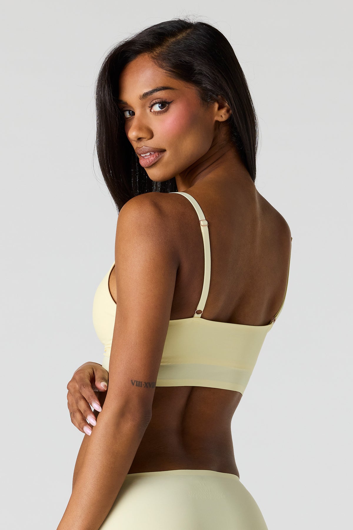 Vue alternative 3. Soutien-gorge camisole No-Show
