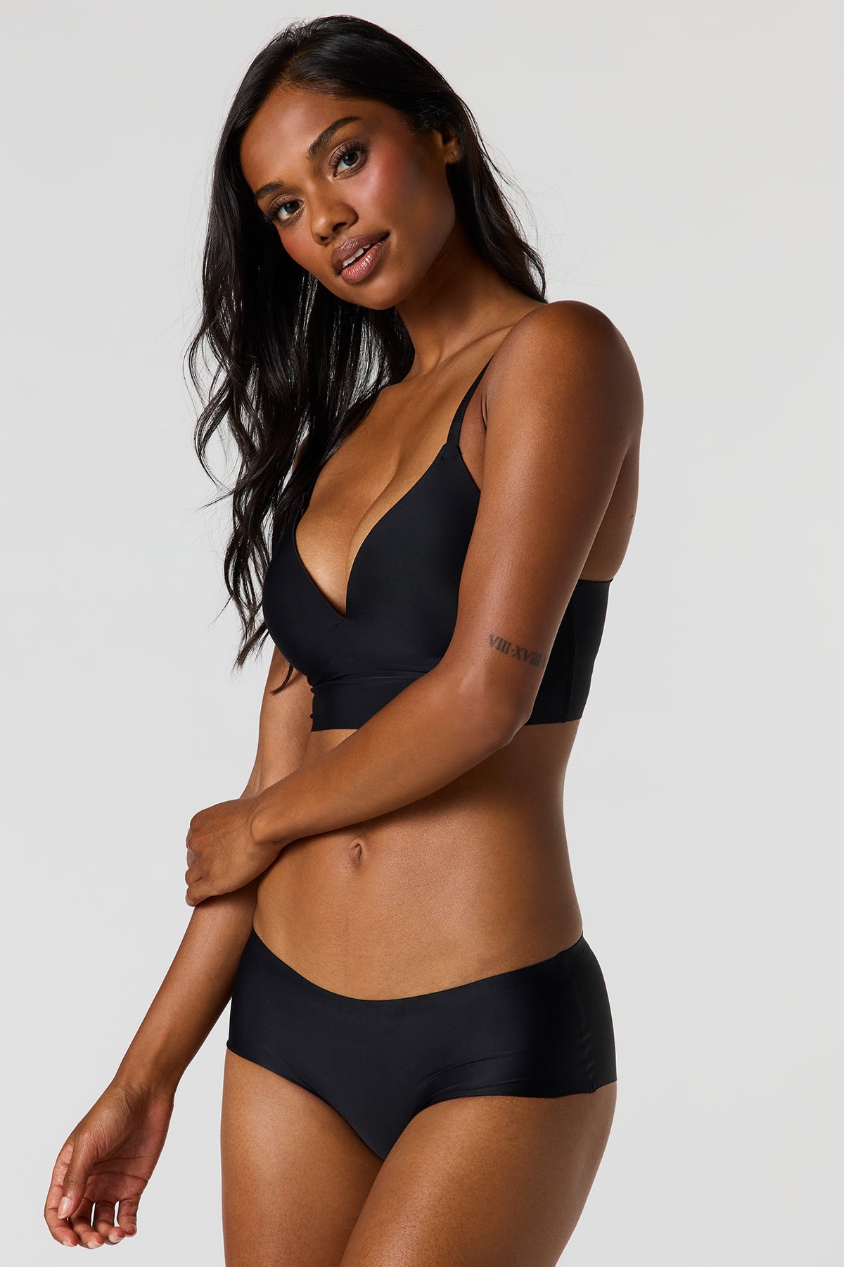 Alt View 2. No-Show Tank Bra - Black