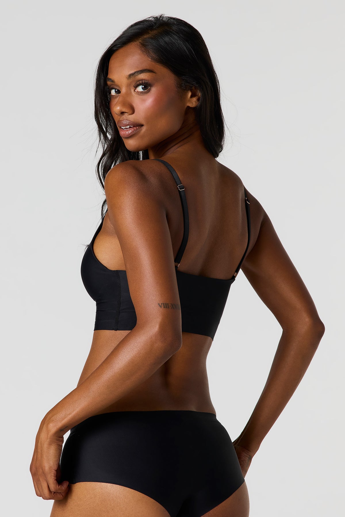 Alt View 3. No-Show Tank Bra - Black