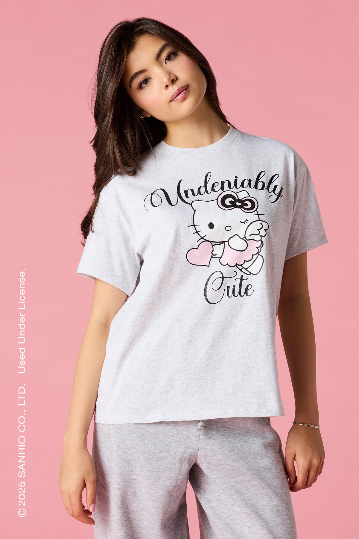 Hello Kitty® Angel Graphic Boyfriend T-Shirt - Heather Grey