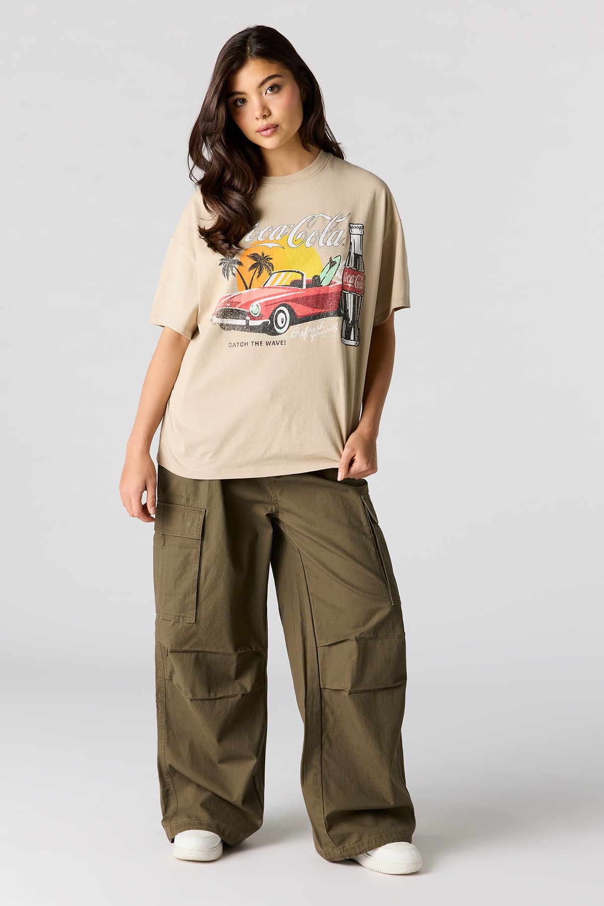 Vue alternative 3. T-shirt en coton épais de luxe à imprimé Coca-Cola