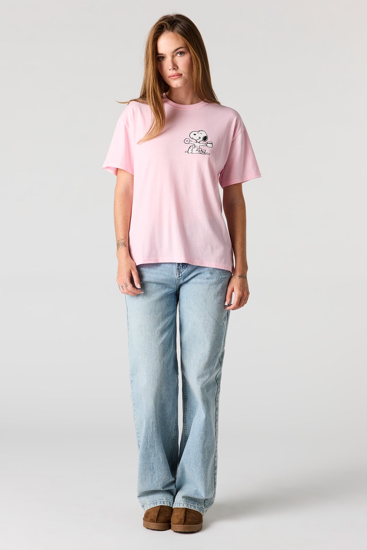 Vue alternative 3. T-shirt de coupe garçonne à imprimé Snoopy
