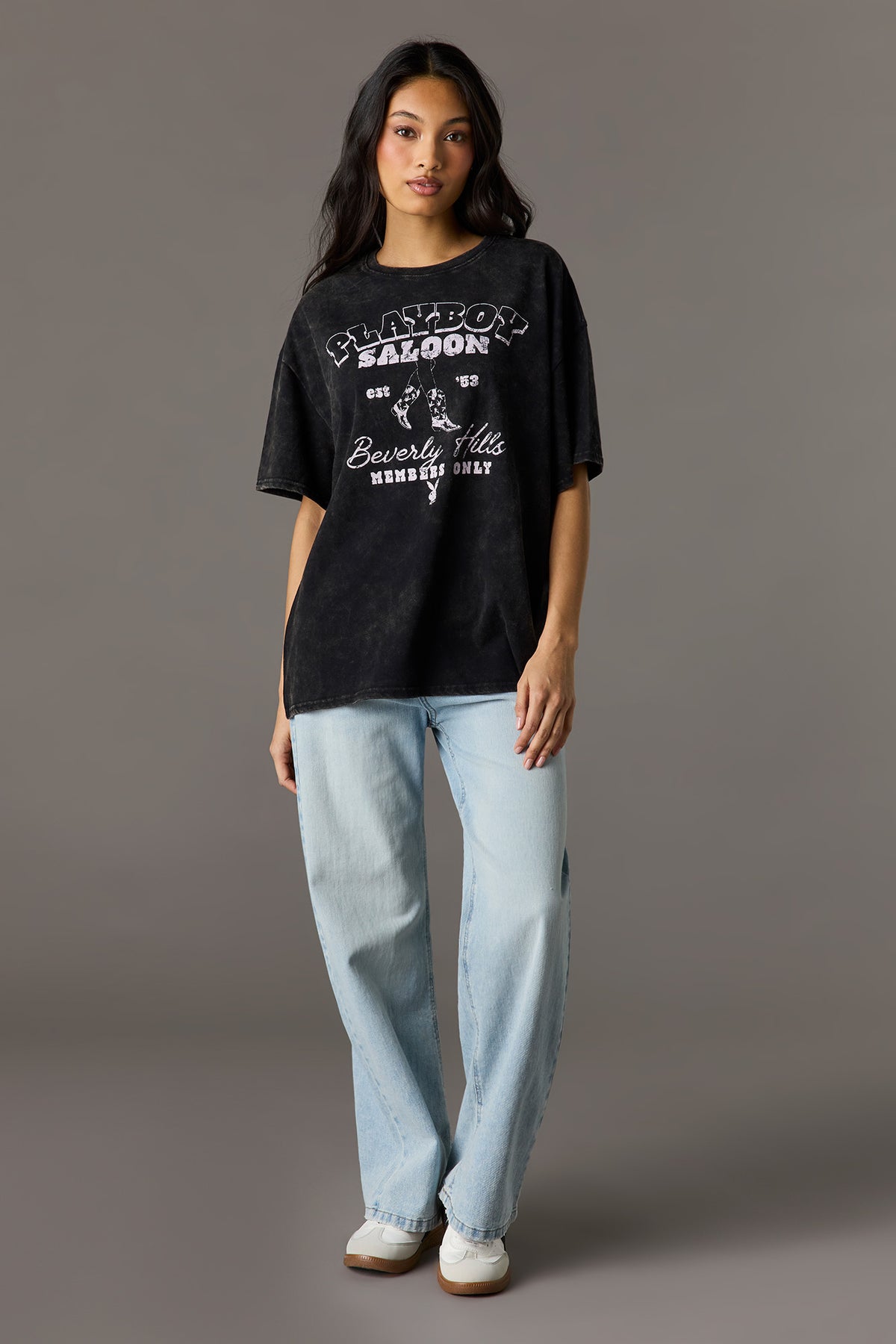 Vue alternative 3. T-shirt surdimensionné en coton lourd de luxe à imprimé délavé Playboy