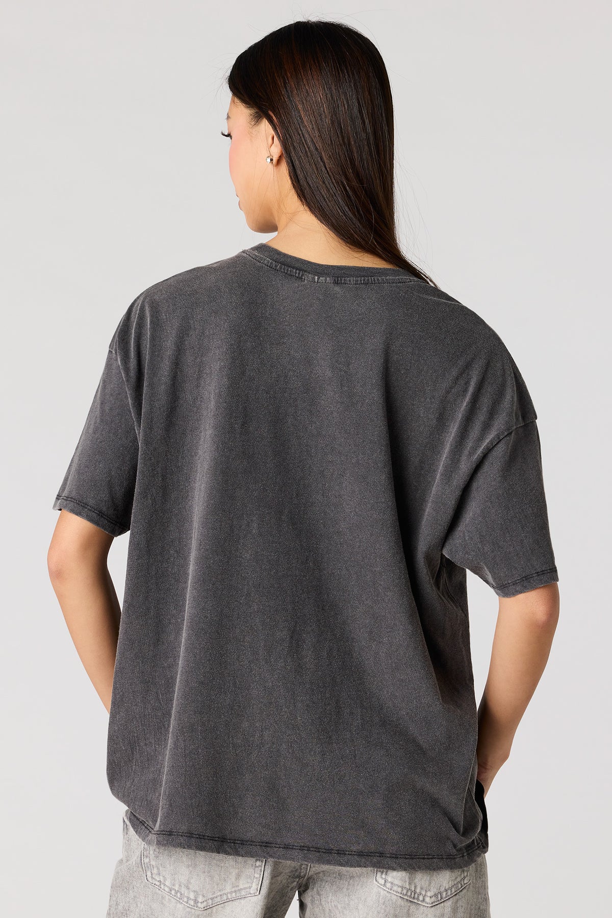 Vue alternative 2. T-shirt de coupe garçonne délavé à imprimé DMX