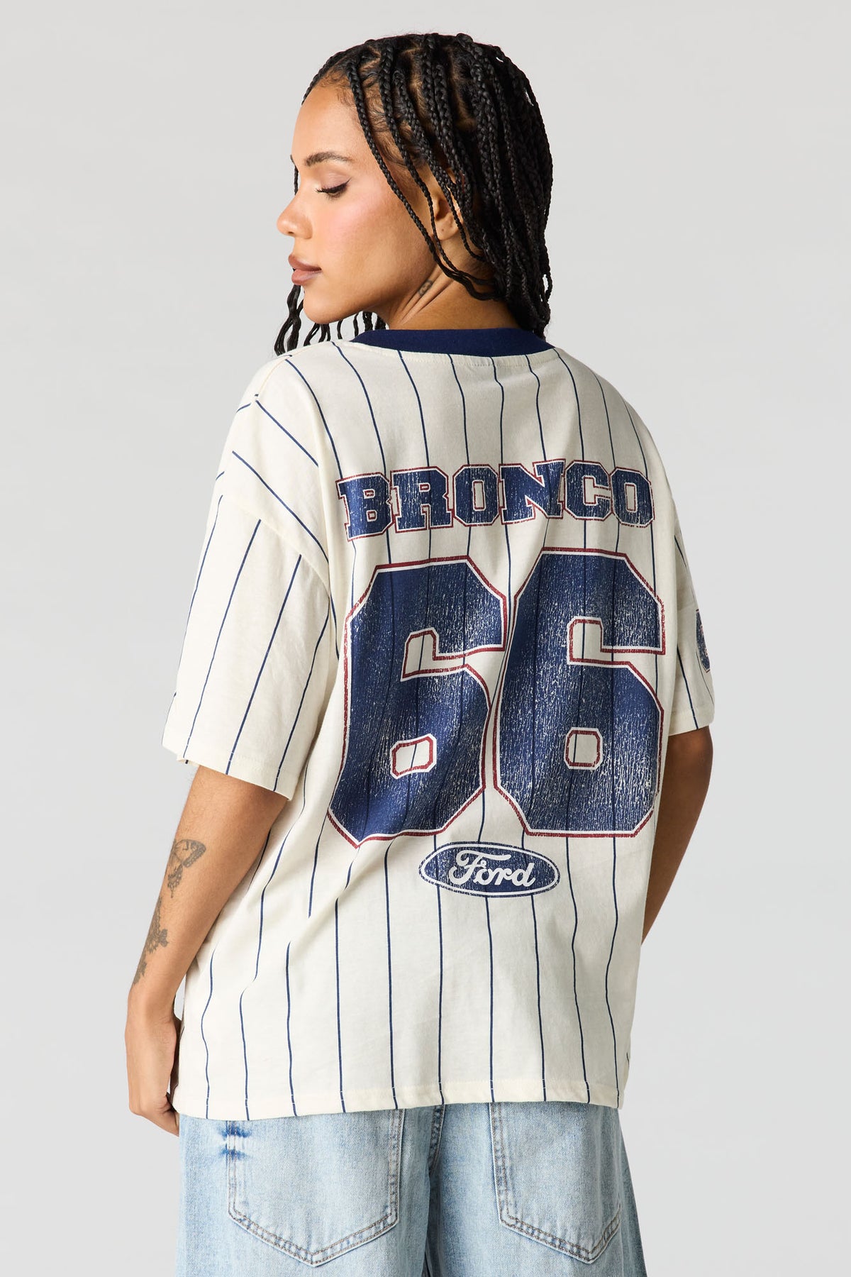 Alt View 2. Ford Graphic Oversized T-Shirt - Ivory
