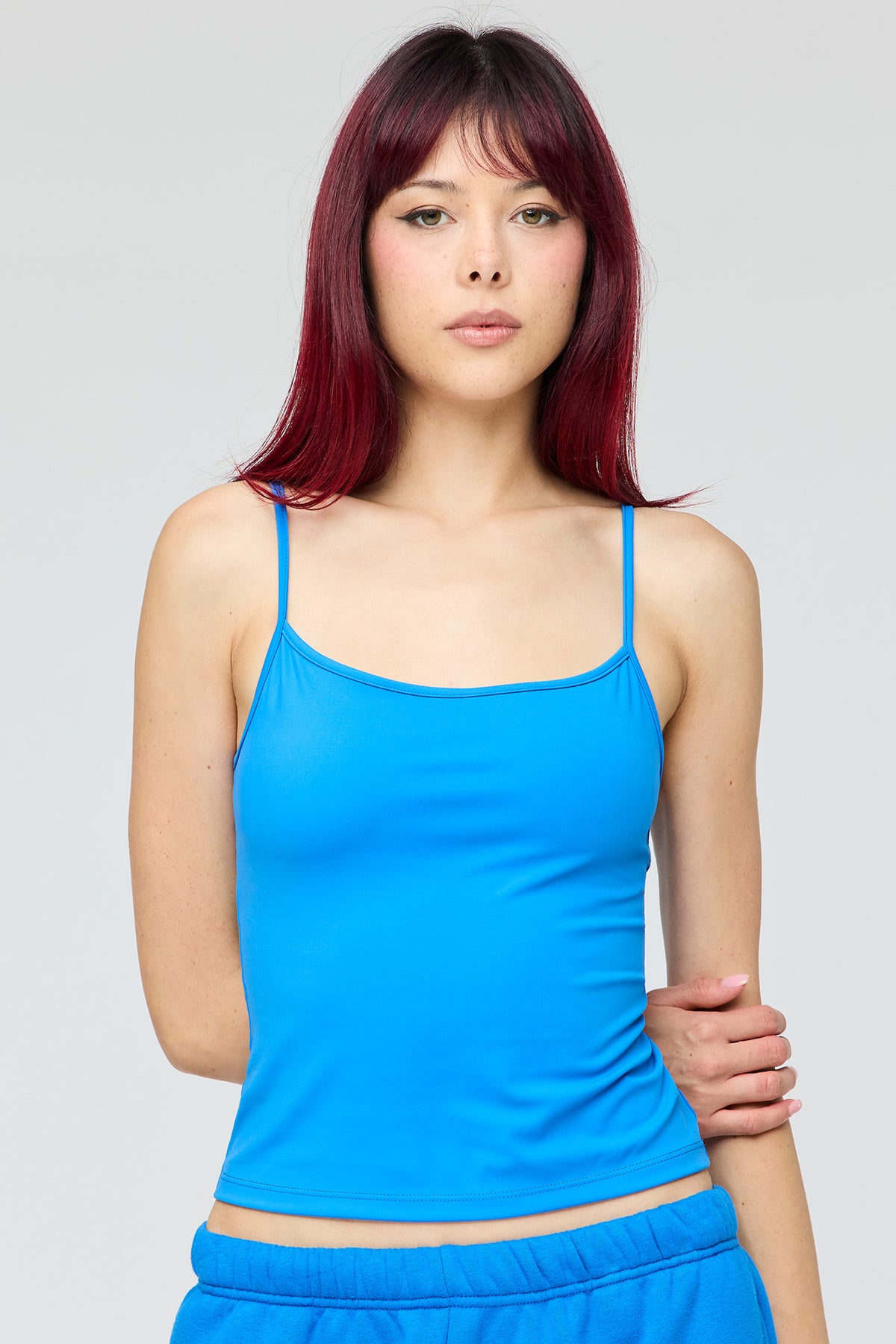 Vue alternative 4. Camisole profilée en tissu lourd de luxe