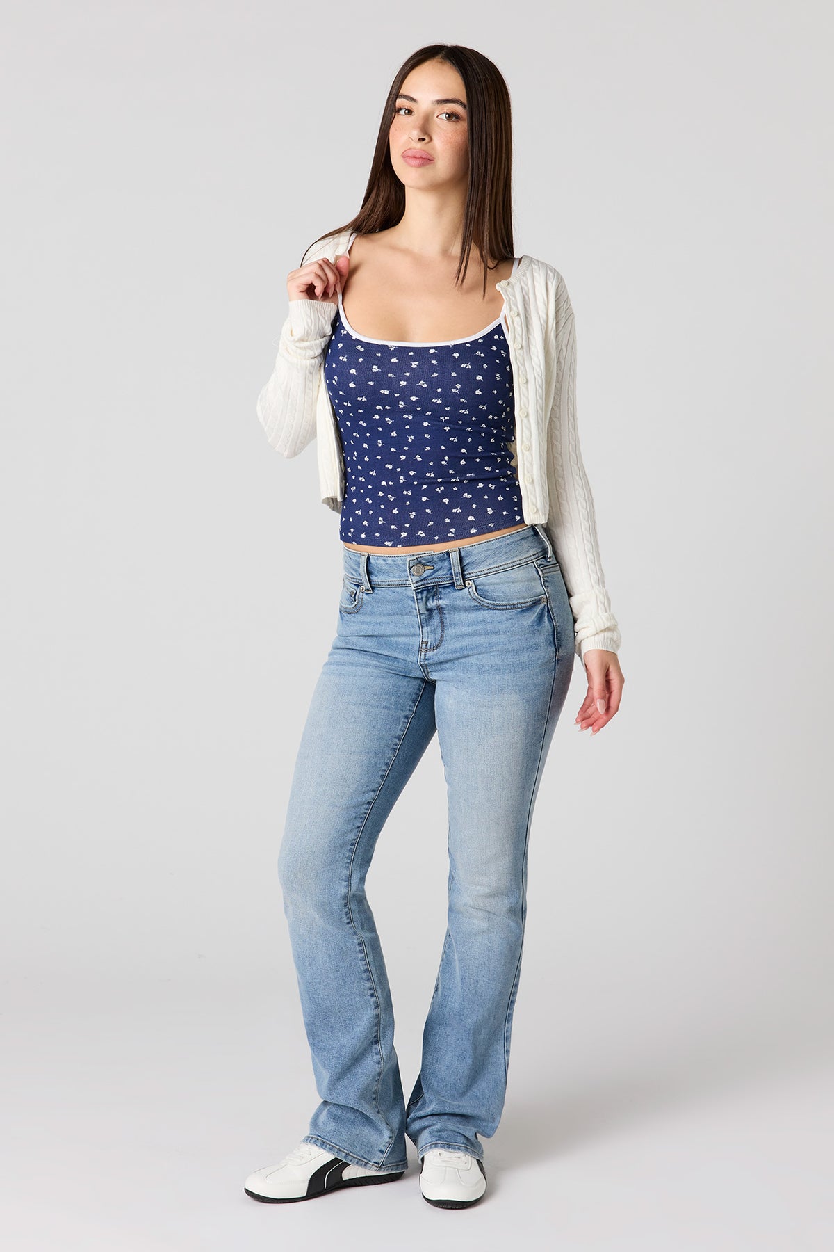 Vue alternative 3. Camisole côtelée à encolure dégagée avec soutien-gorge intégré