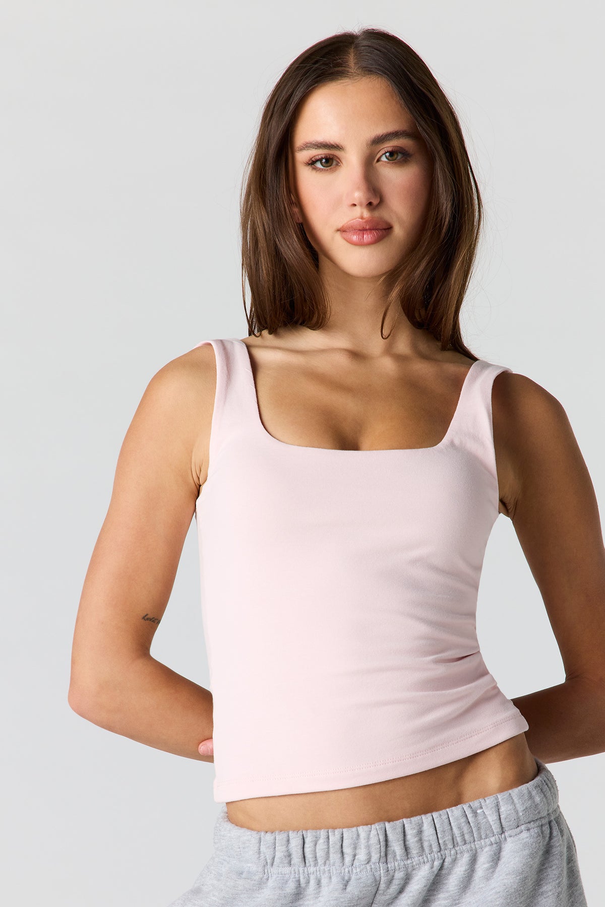 Vue alternative 19. Camisole douce Contour à col rond