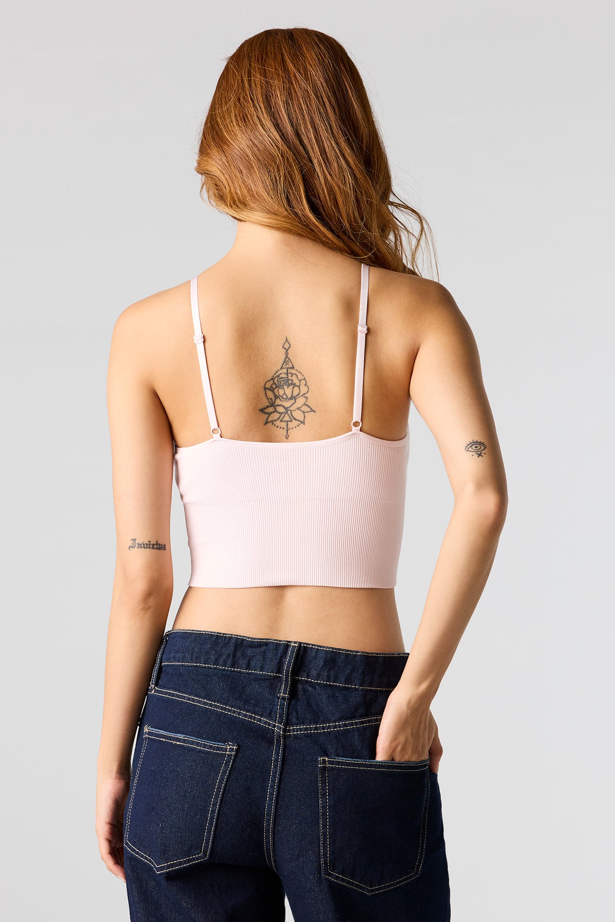 Vue alternative 2. Camisole côtelé courte sans couture avec soutien-gorge intégré