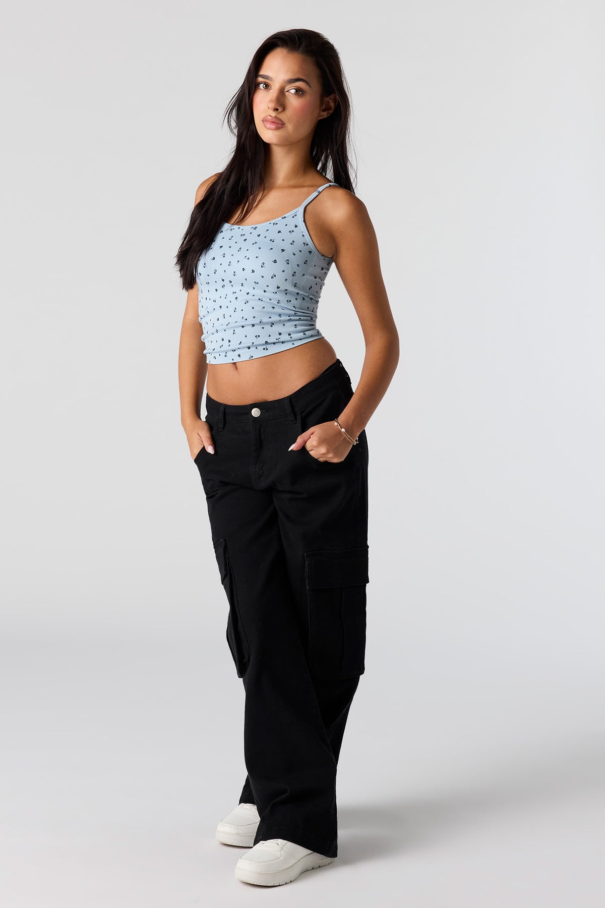 Vue alternative 3. Camisole côtelée sans couture contrastante