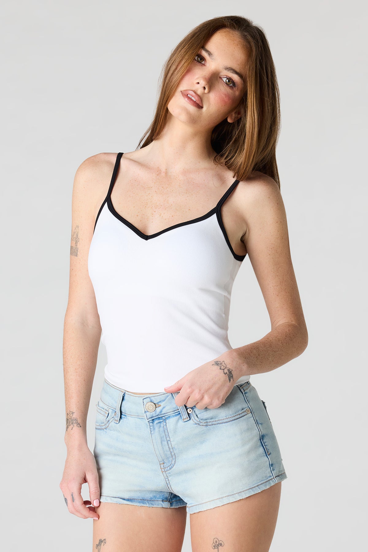 Braless Seamless Ribbed V-Neck Cami - White
