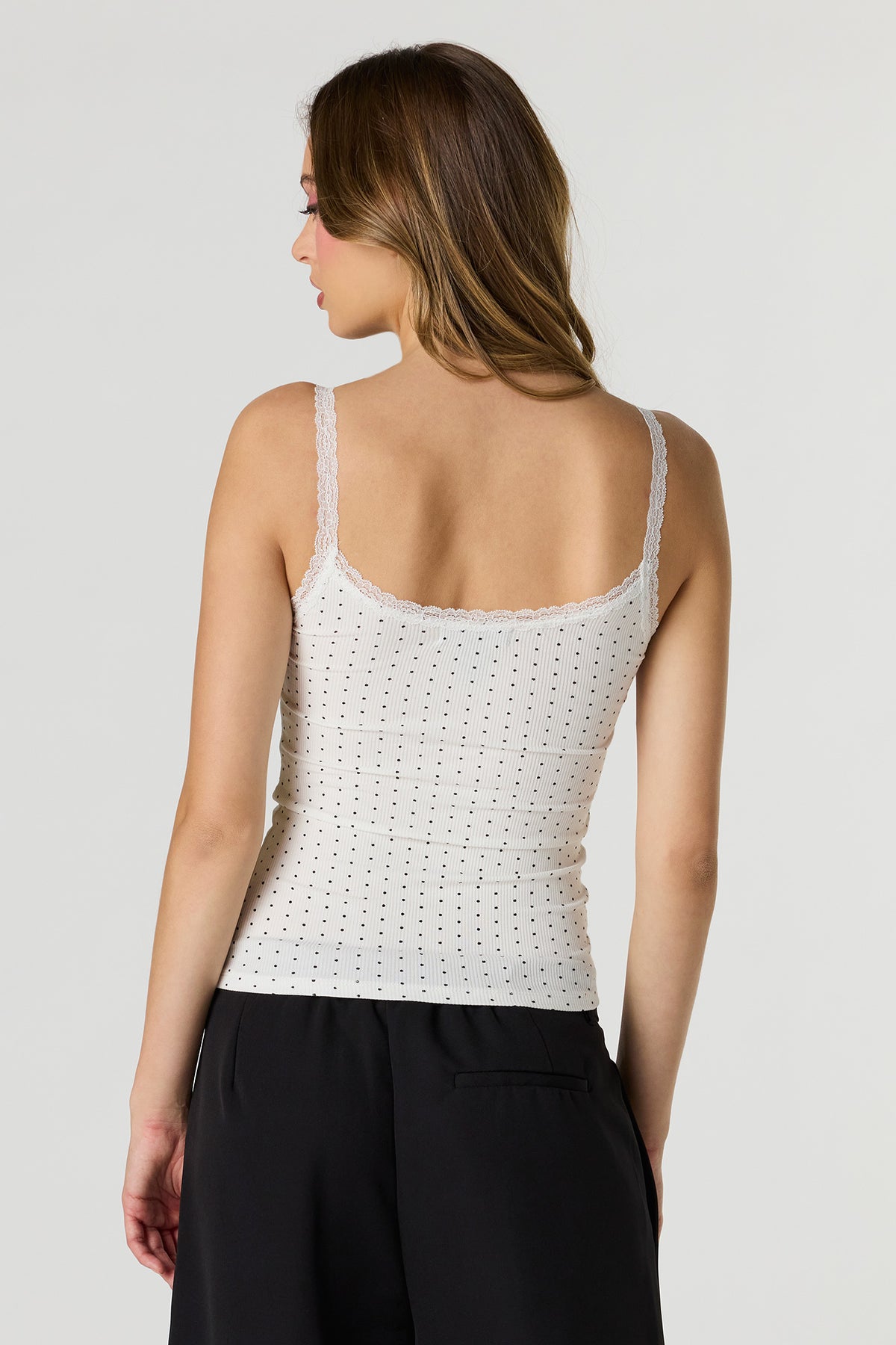 Vue alternative 2. Débardeur côtelé sans soutien-gorge avec liséré de dentelle