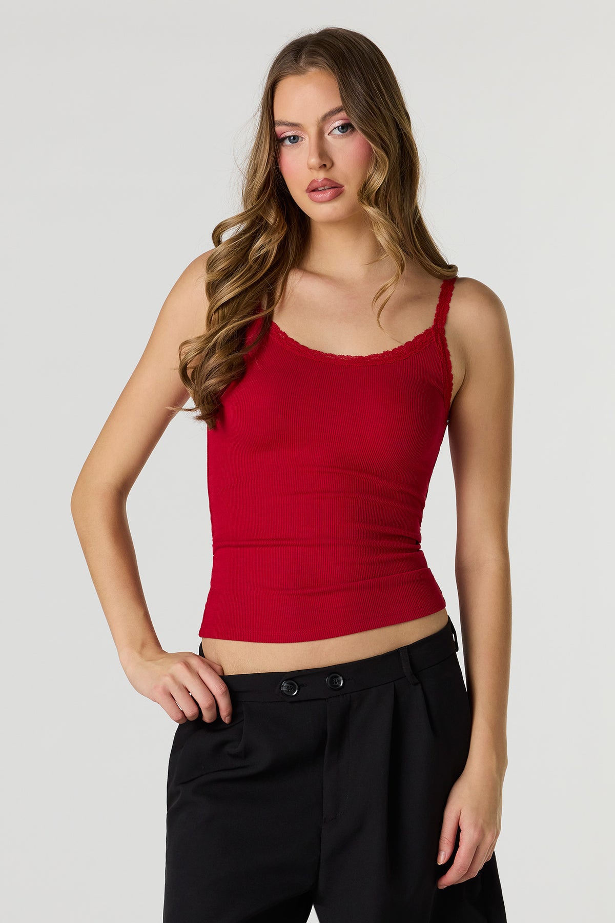 Vue alternative 19. Débardeur côtelé sans soutien-gorge avec liséré de dentelle
