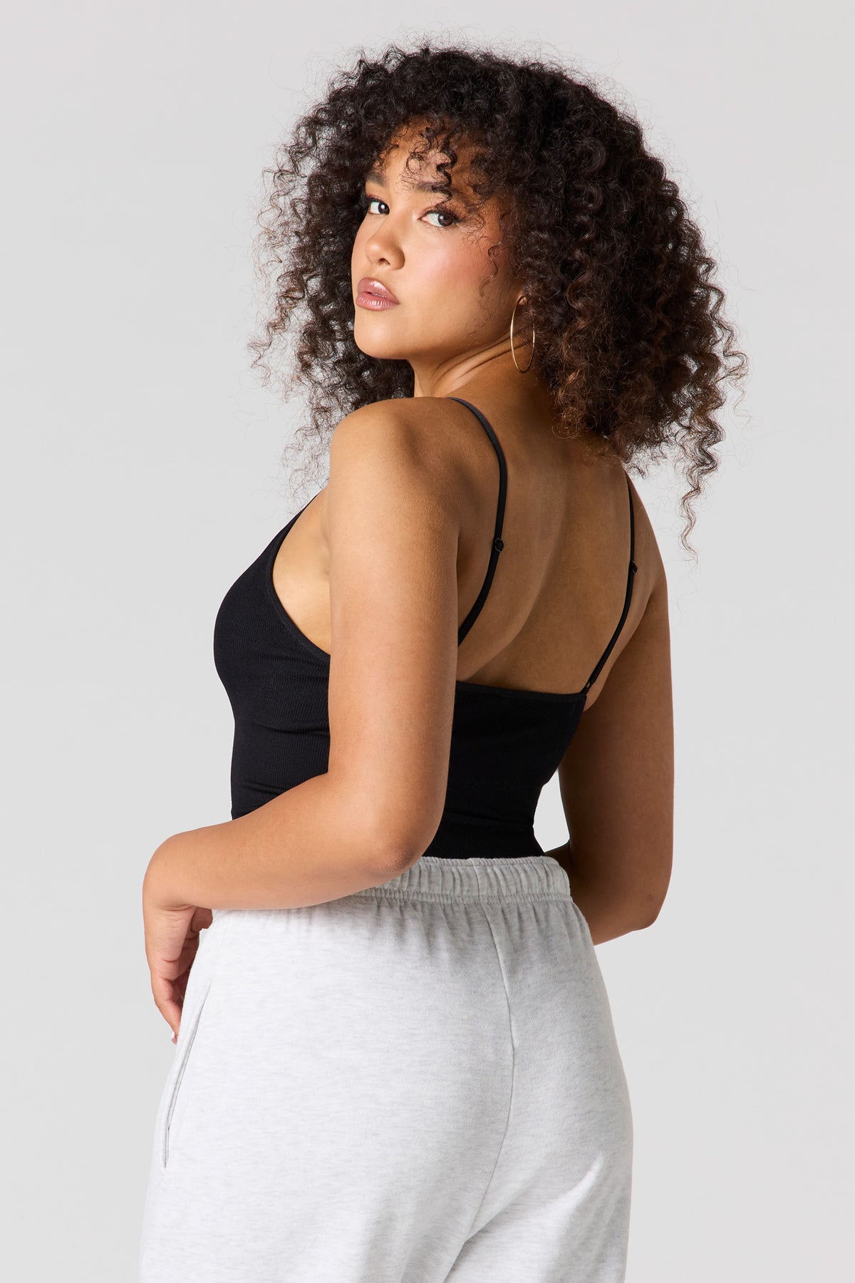 Vue alternative 2. Débardeur côtelé sans couture à encolure en V avec soutien-gorge intégré