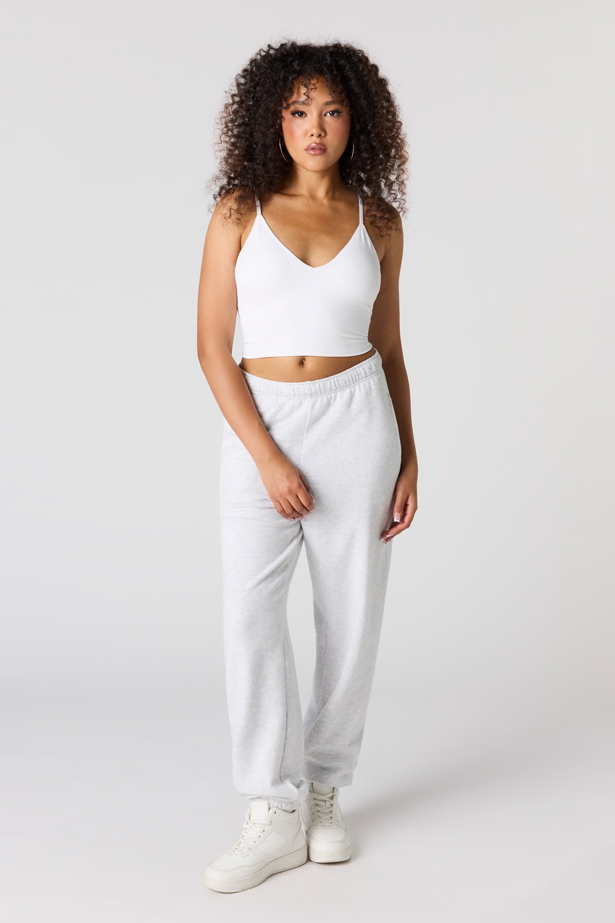 Vue alternative 3. Débardeur côtelé sans couture à encolure en V avec soutien-gorge intégré