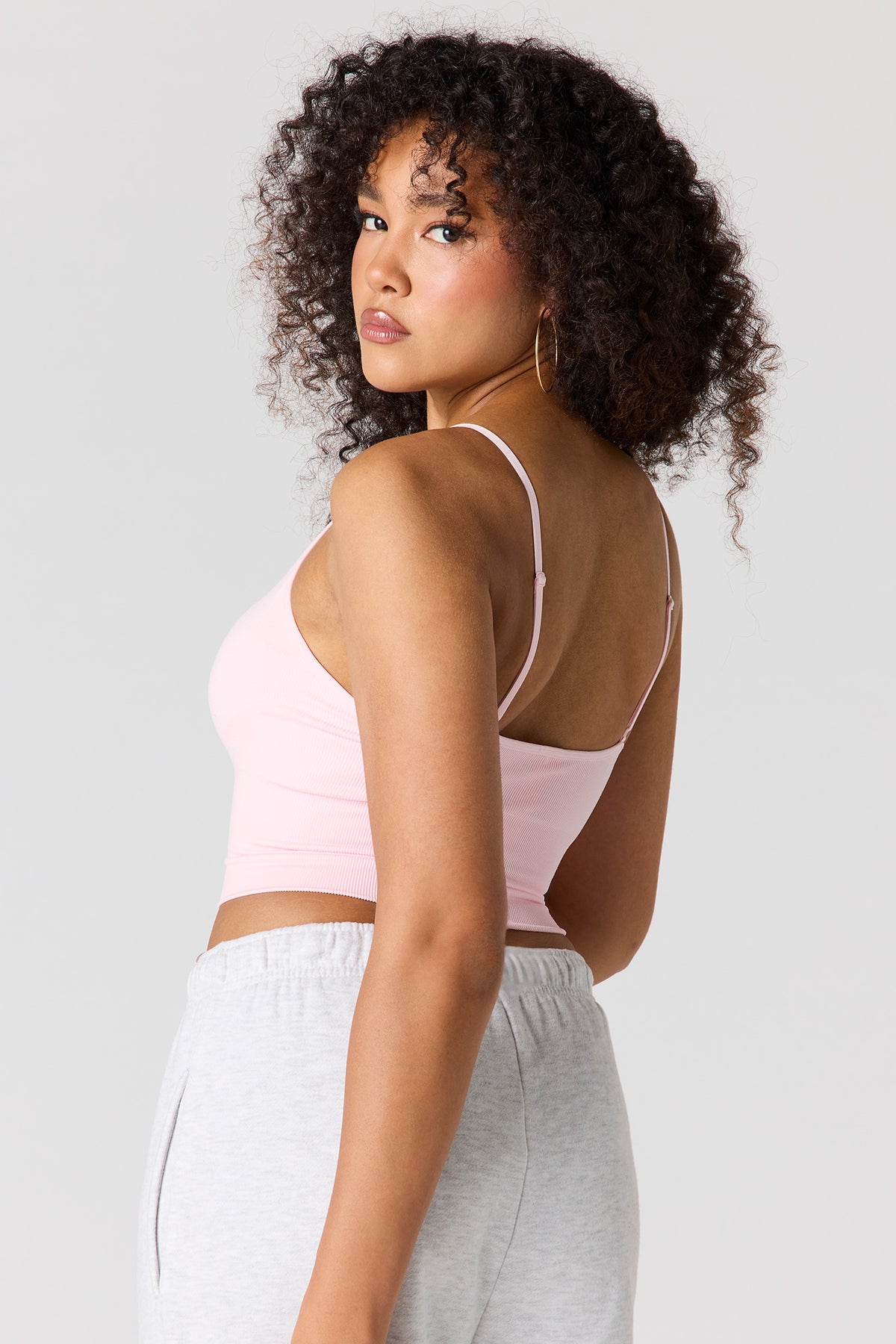 Vue alternative 2. Débardeur côtelé sans couture à encolure en V avec soutien-gorge intégré