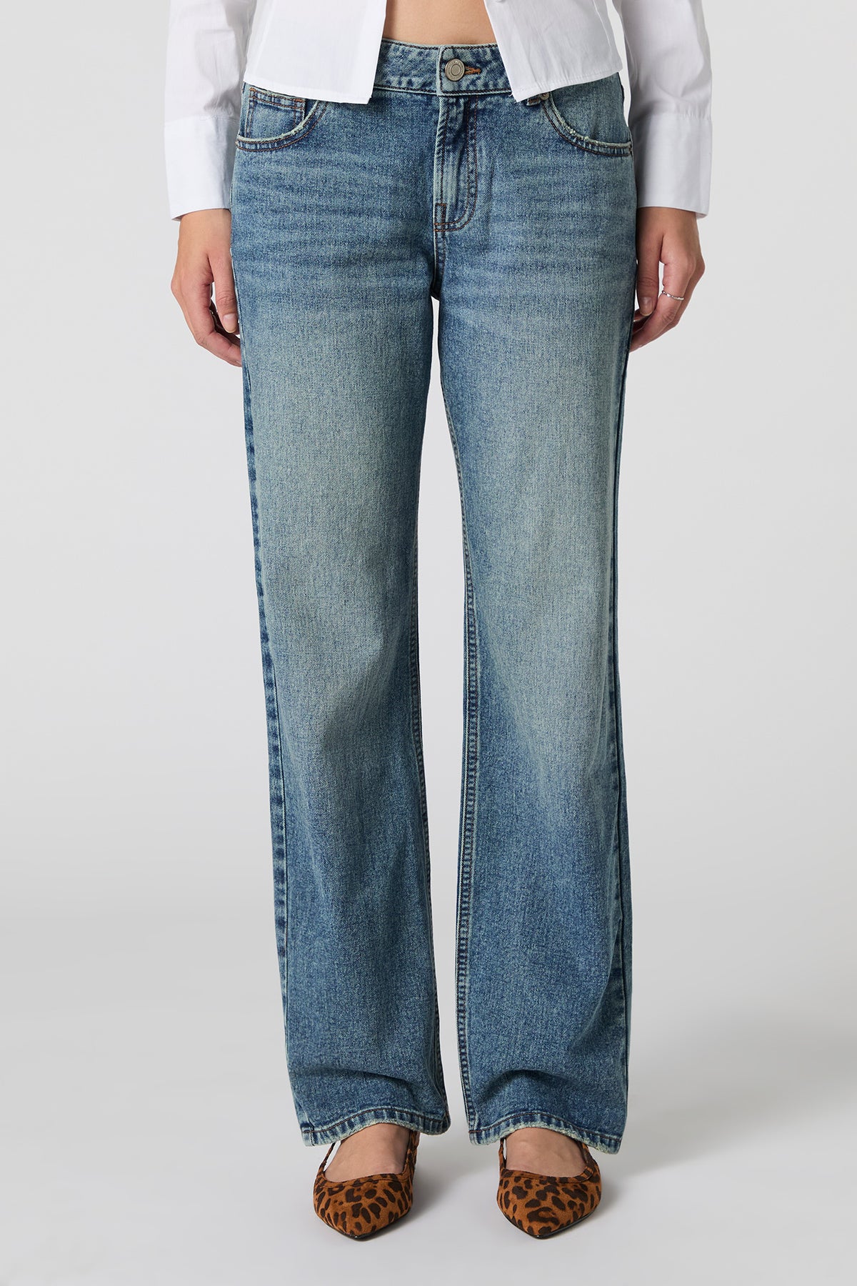 Alt View 2. Low Rise Straight Vintage Dark Jean - Midnight Blue