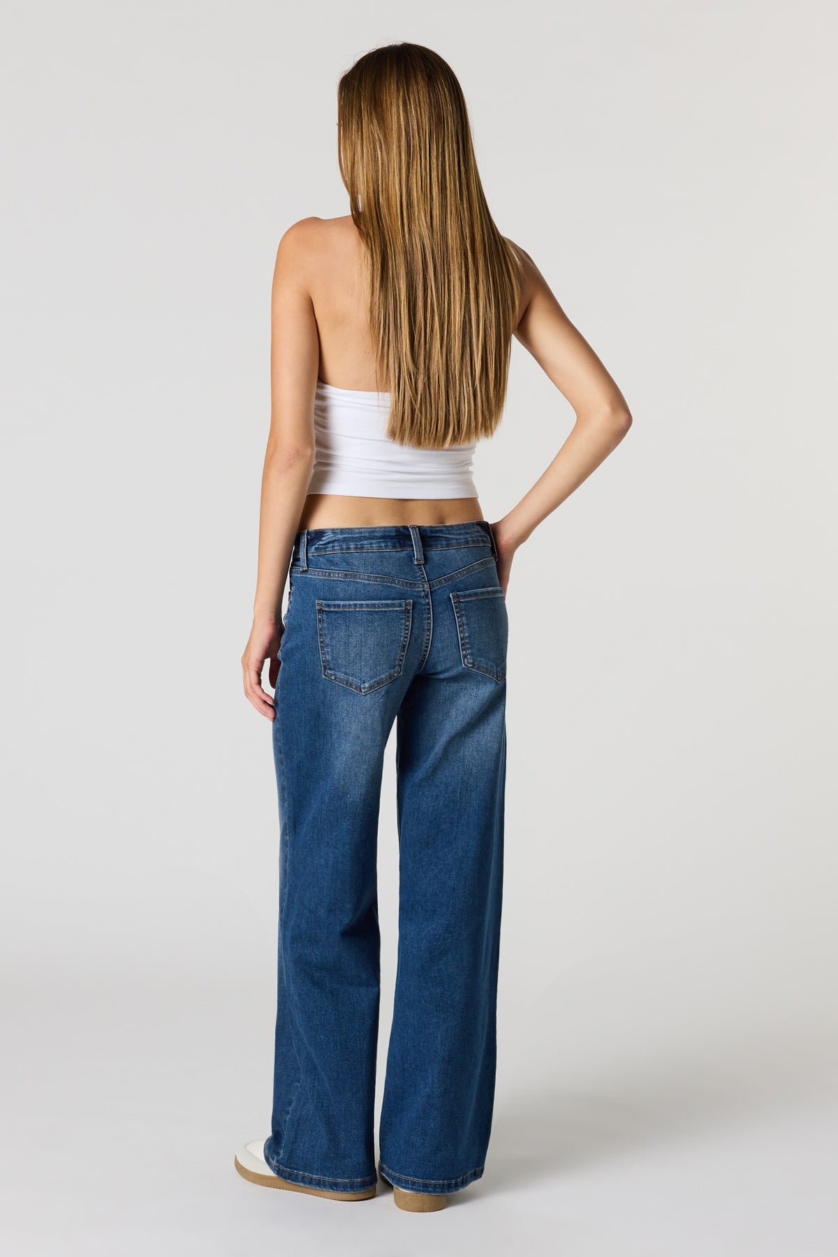 Alt View 3. Low Rise Baggy Dark Jean - Denim Blue