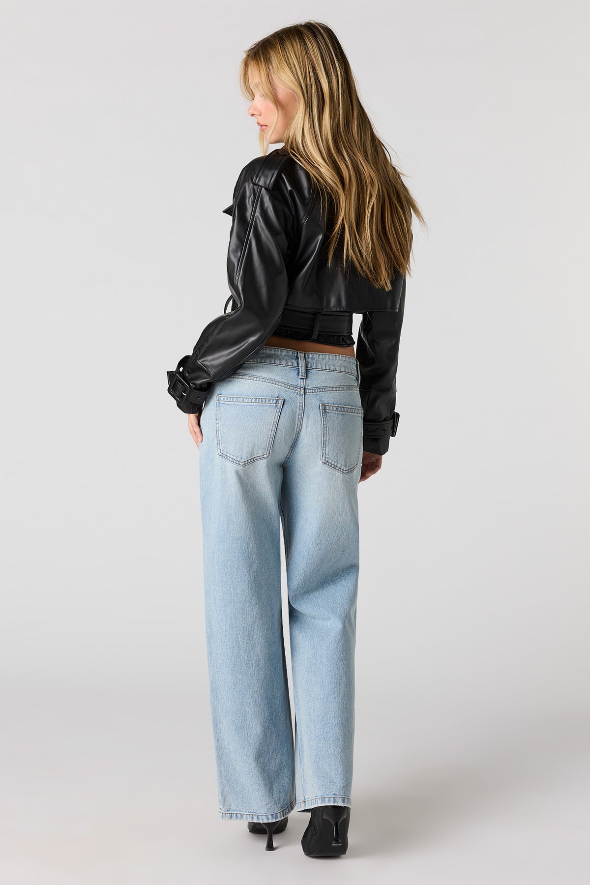Alt View 3. Low Rise Baggy Light Jean - Light Denim Blue