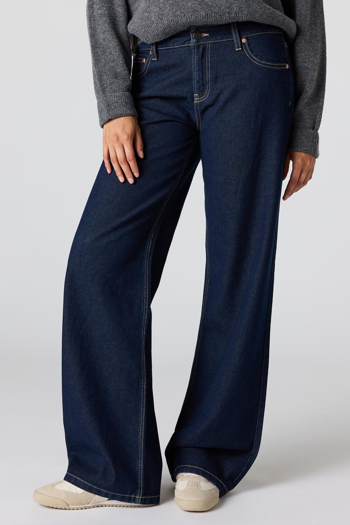 Alt View 2. Brooklyn Low Rise Baggy Rinse Jean - Rinse Denim