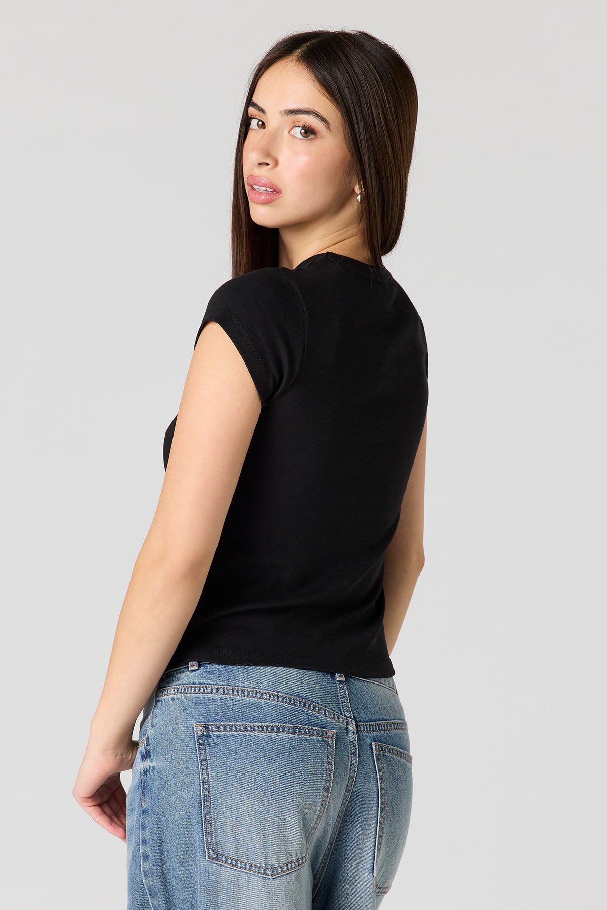 Alt View 2. Classic Crew Neck T-Shirt - Black