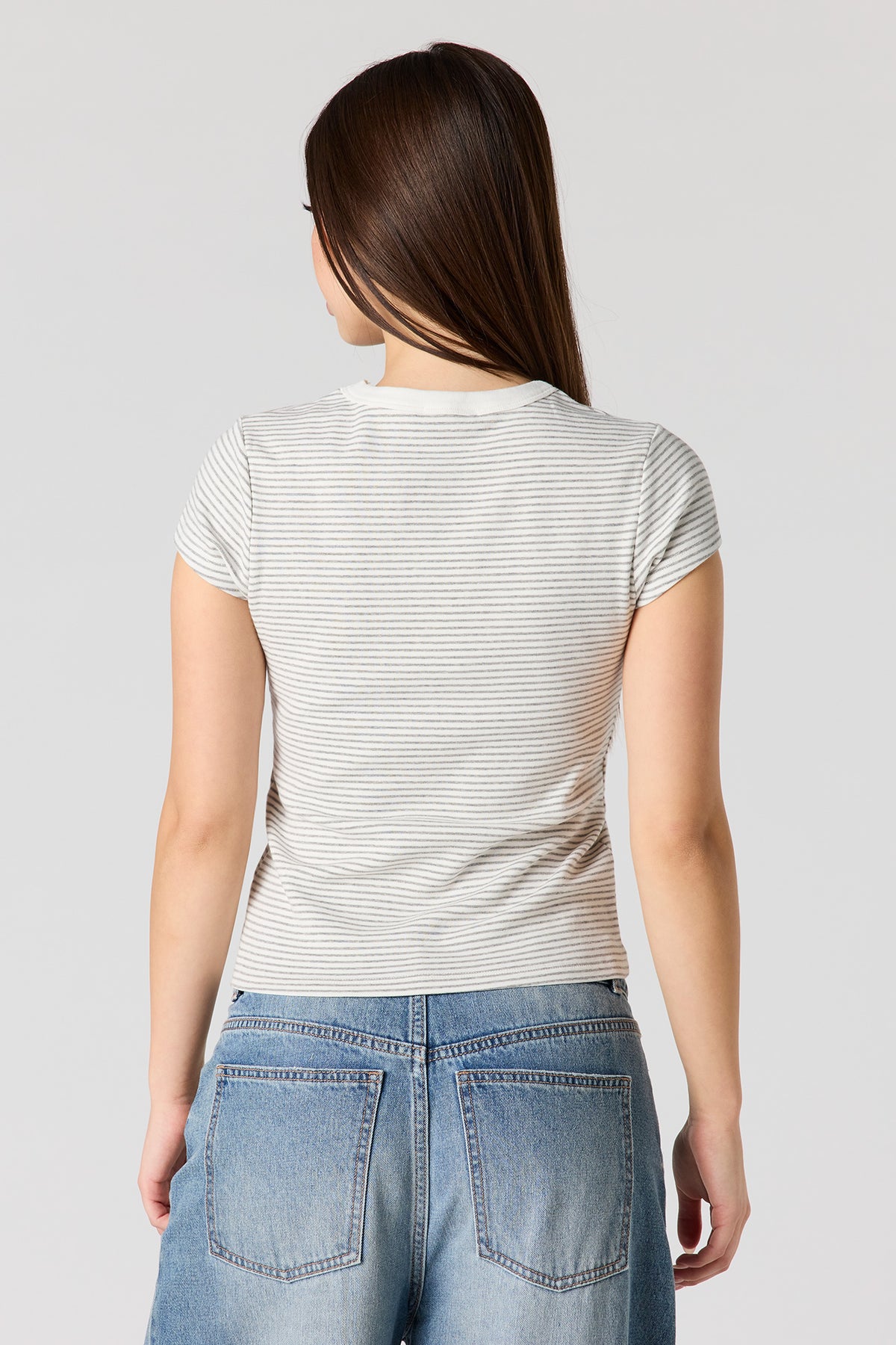 Vue alternative 2. T-shirt ras du cou classique