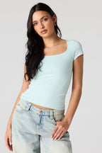 T-shirt Contour doux à encolure carrée