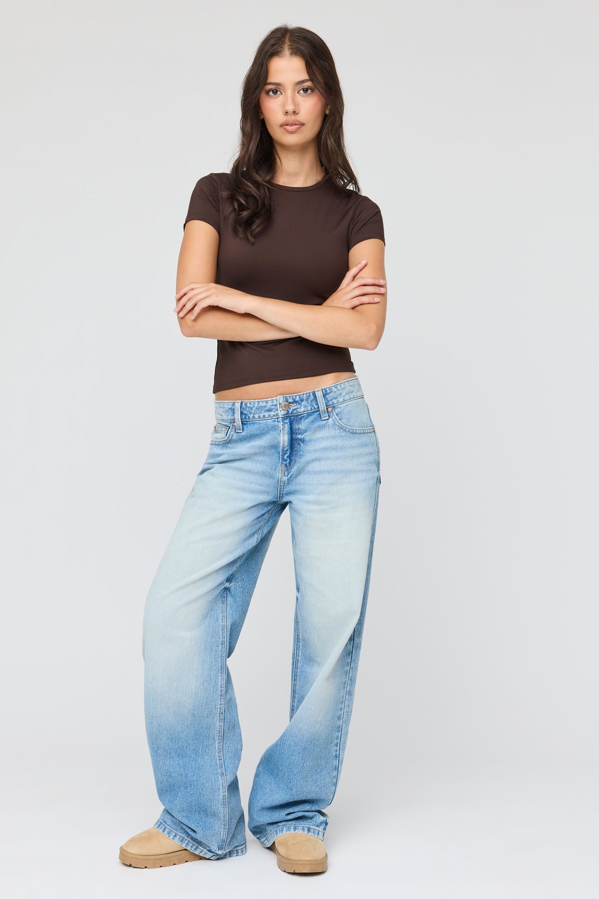 Vue alternative 3. T-shirt profilé lourd de luxe