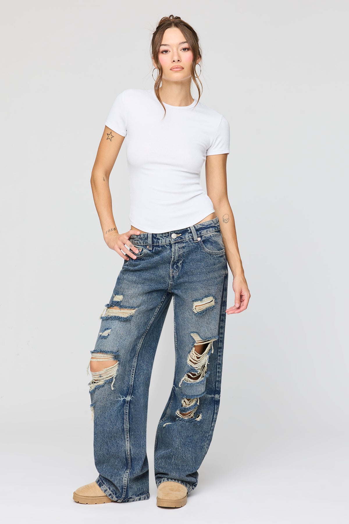 Alt View 3. Ribbed T-Shirt - White