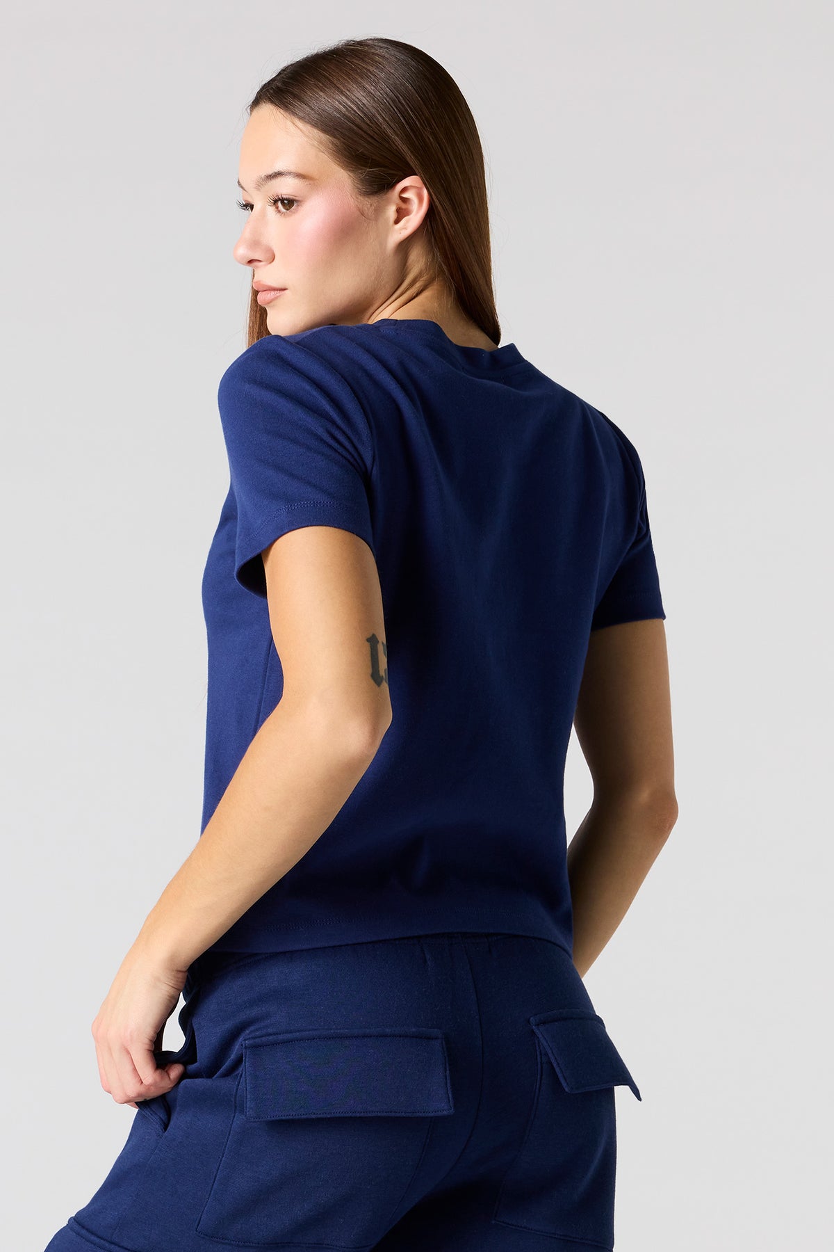 Vue alternative 2. T-shirt ras du cou décontracté