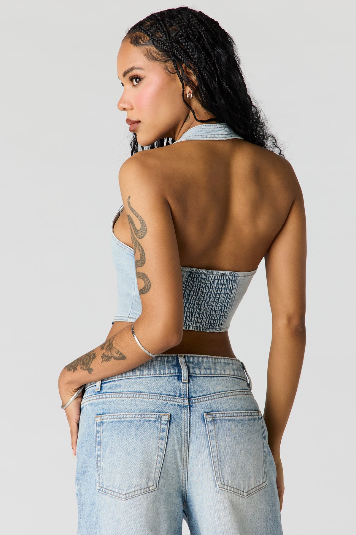 Vue alternative 2. Veste boutonnée en denim